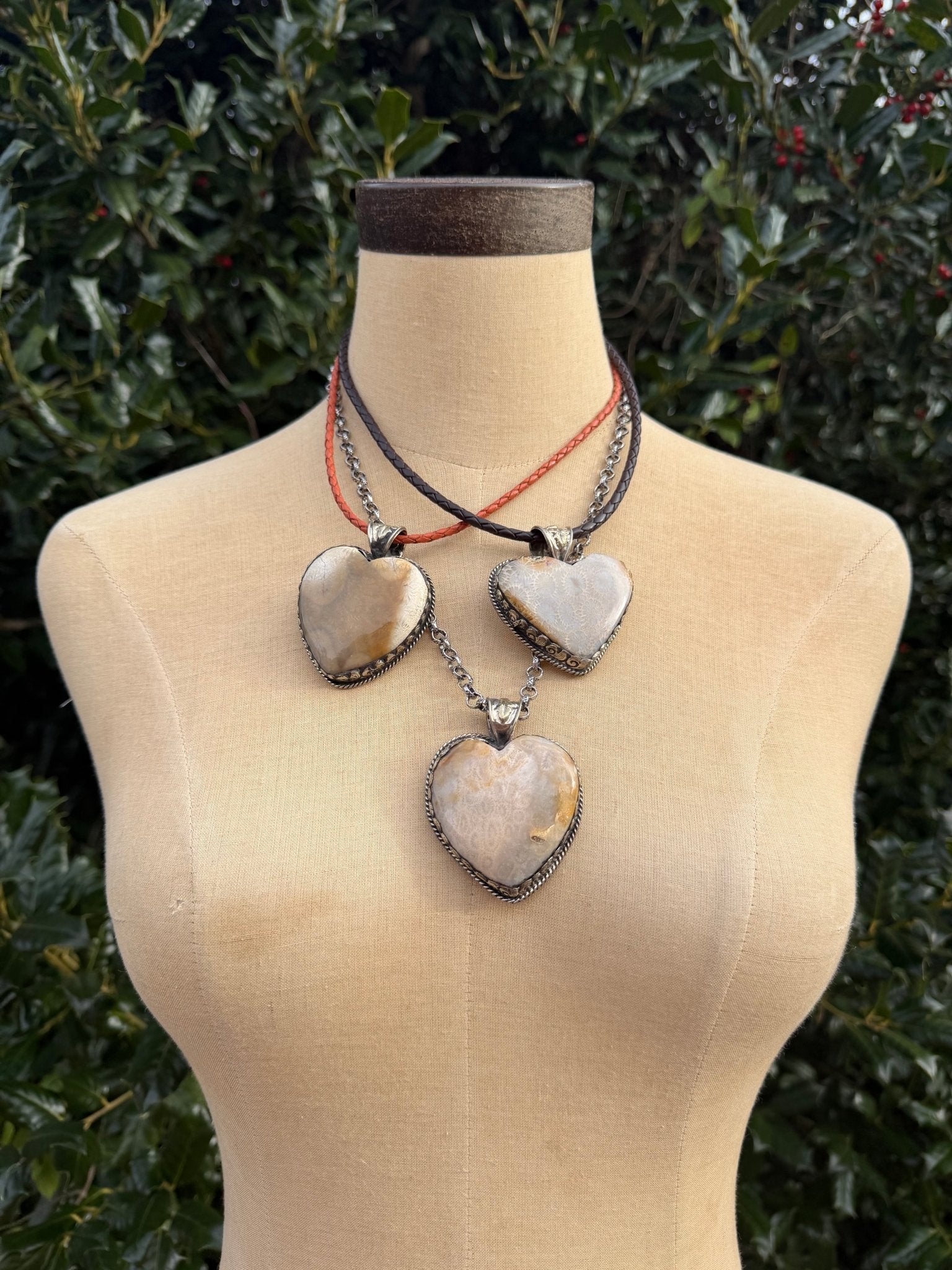 Prehistoric Love Choker Necklace - ivyandlavyboutique ivyandlavyboutique