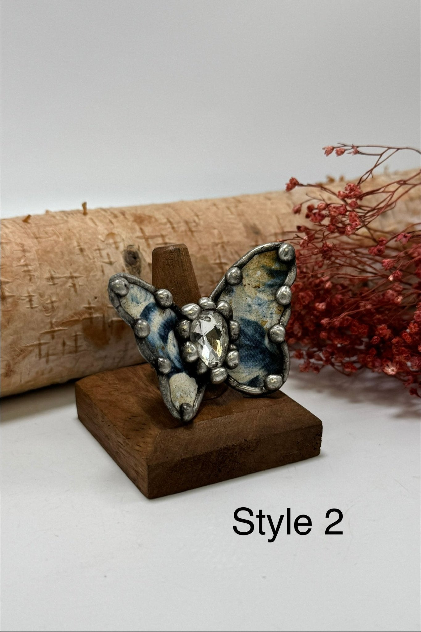 Pretty Butterfly Recycled Ring - ivyandlavyboutique ivyandlavyboutique
