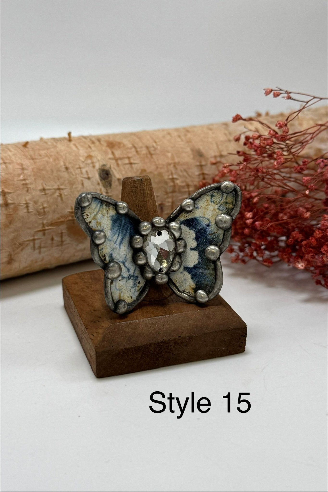 Pretty Butterfly Recycled Ring - ivyandlavyboutique ivyandlavyboutique