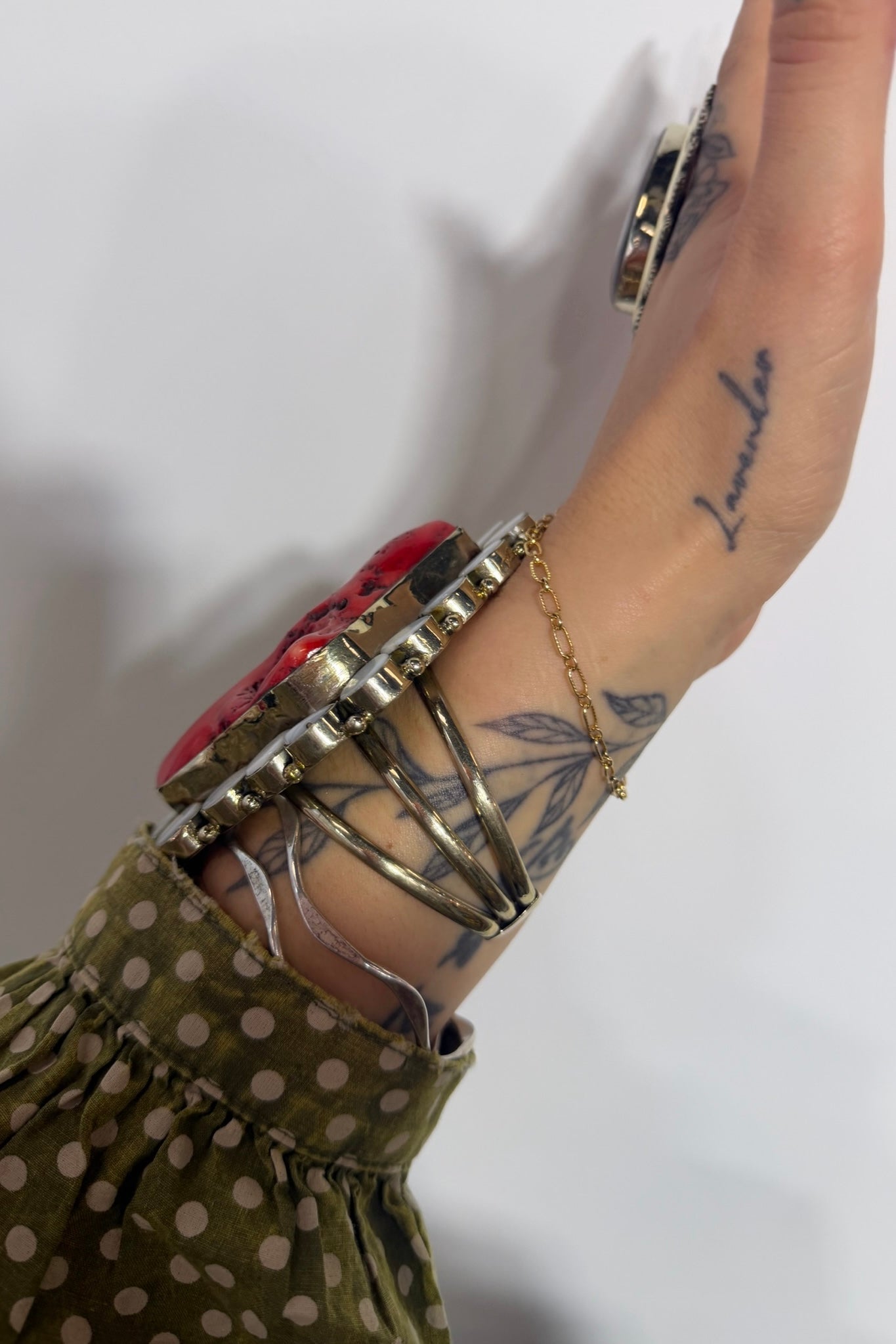 Red Log Cuff - ivyandlavyboutique ivyandlavyboutique