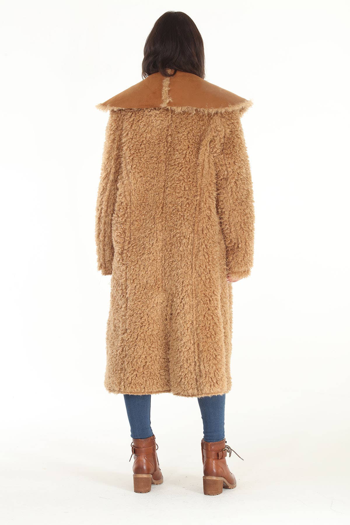 Reversible Faux & Suede Shearling Coat in nCamel - ivyandlavyboutique Paparazzi