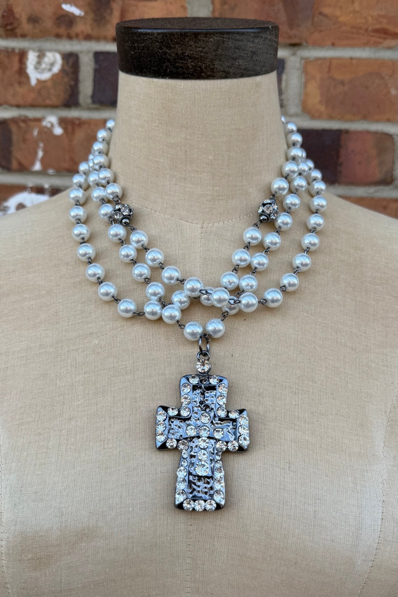 Rosaried Pearls with Cross Pendant Necklace - ivyandlavyboutique Lost & Found Trading