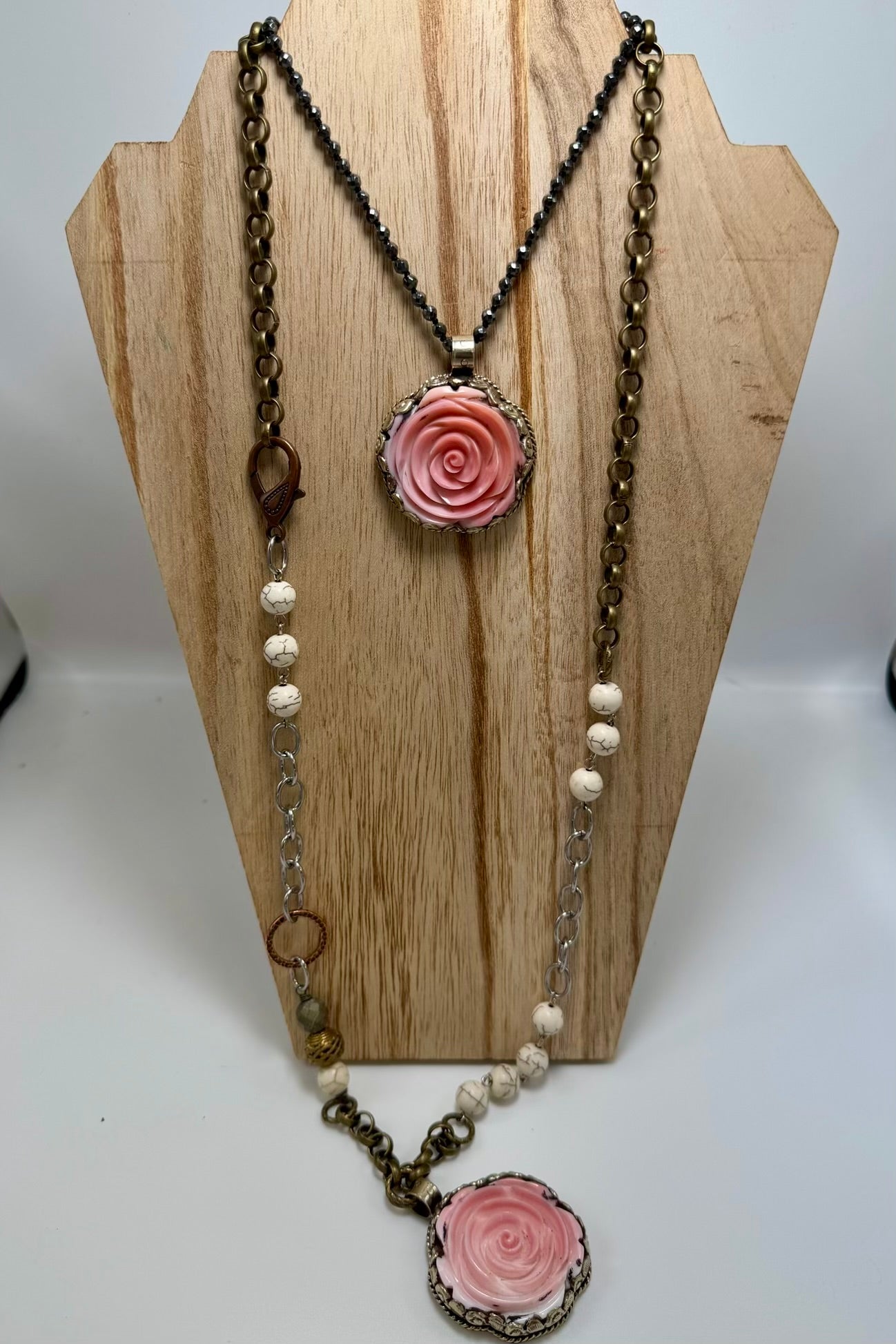 Rose in Pink Shortie Necklace - ivyandlavyboutique ivyandlavyboutique