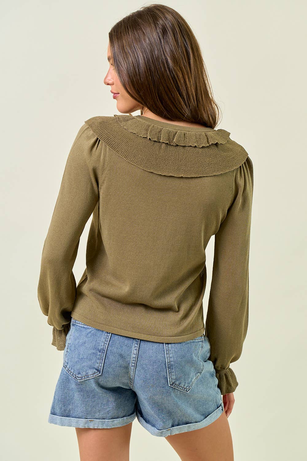 RUFFLE CONTRAST FINE GAUGE BUTTON FRONT TOP - ivyandlavyboutique Doe and Rae