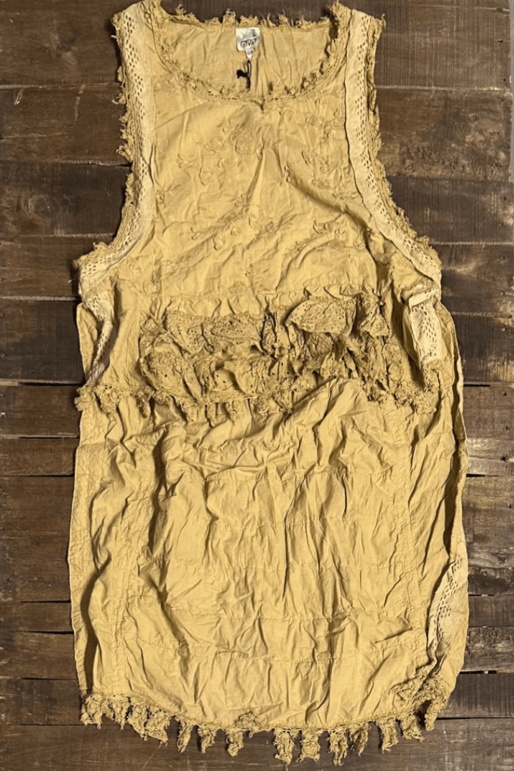Ruffle Up High - Lo Top Tea Stain - ivyandlavyboutique Jaded Gypsy