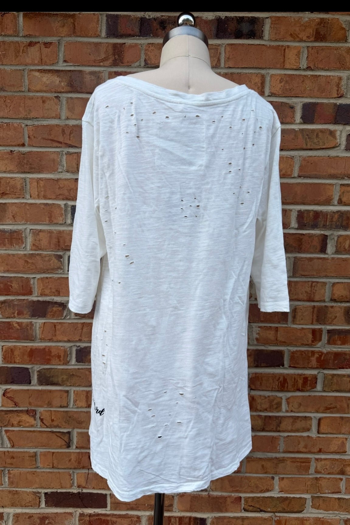 Sacred Heart Tee - ivyandlavyboutique A Rare Bird Shop
