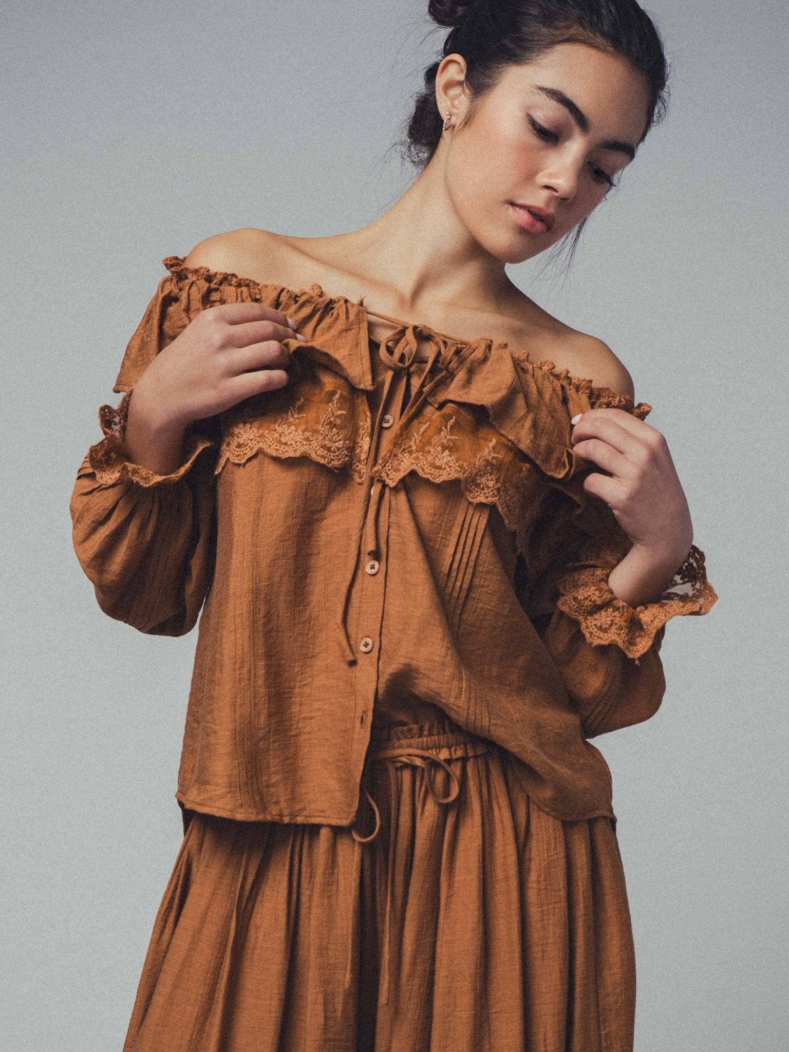 Seven Seas Lace Ruffle Blouse - ivyandlavyboutique Fashion Week