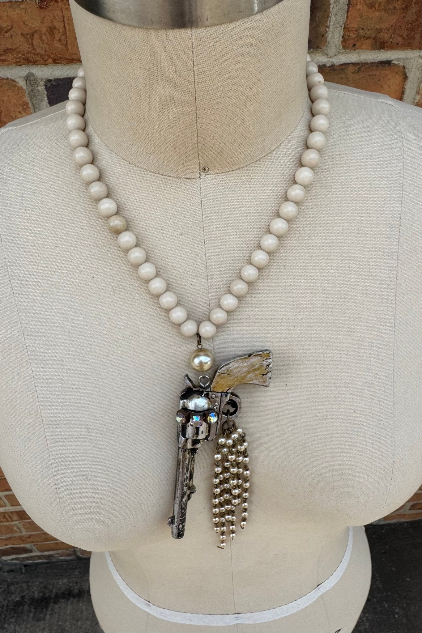 Shoot Em Gone Necklace - ivyandlavyboutique Gypsy South