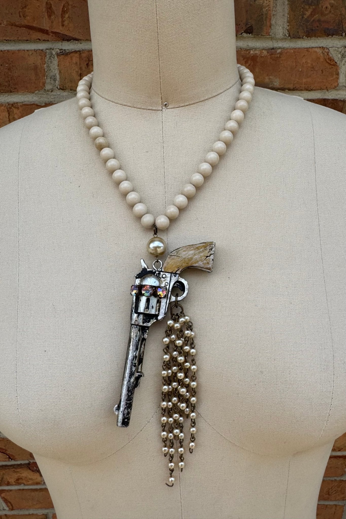 Shoot Em Gone Necklace - ivyandlavyboutique Gypsy South