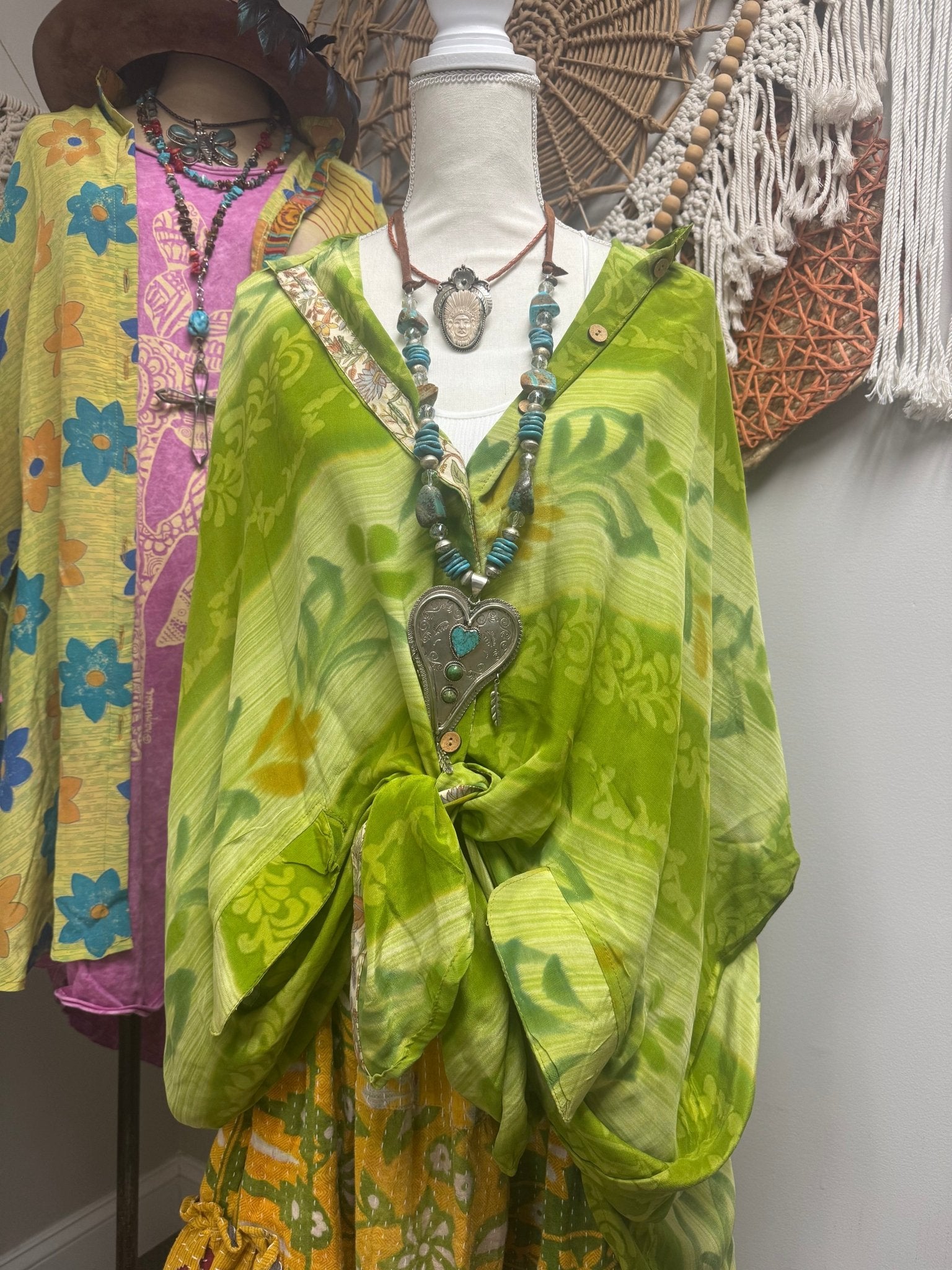 Silk Free To Be Button Combo 4 - ivyandlavyboutique Kantha Bae