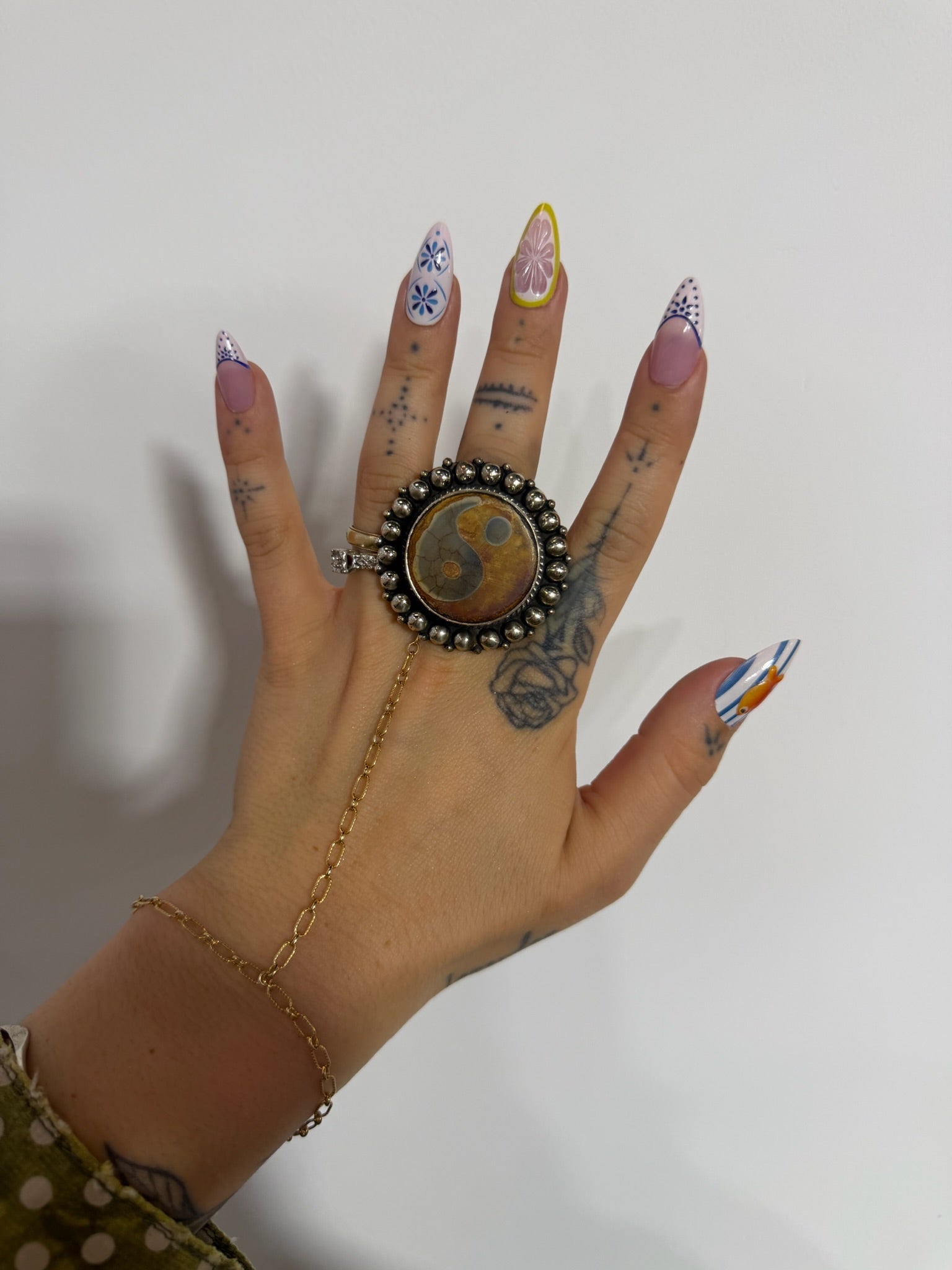 Simple Yin Yang - ivyandlavyboutique ivyandlavyboutique