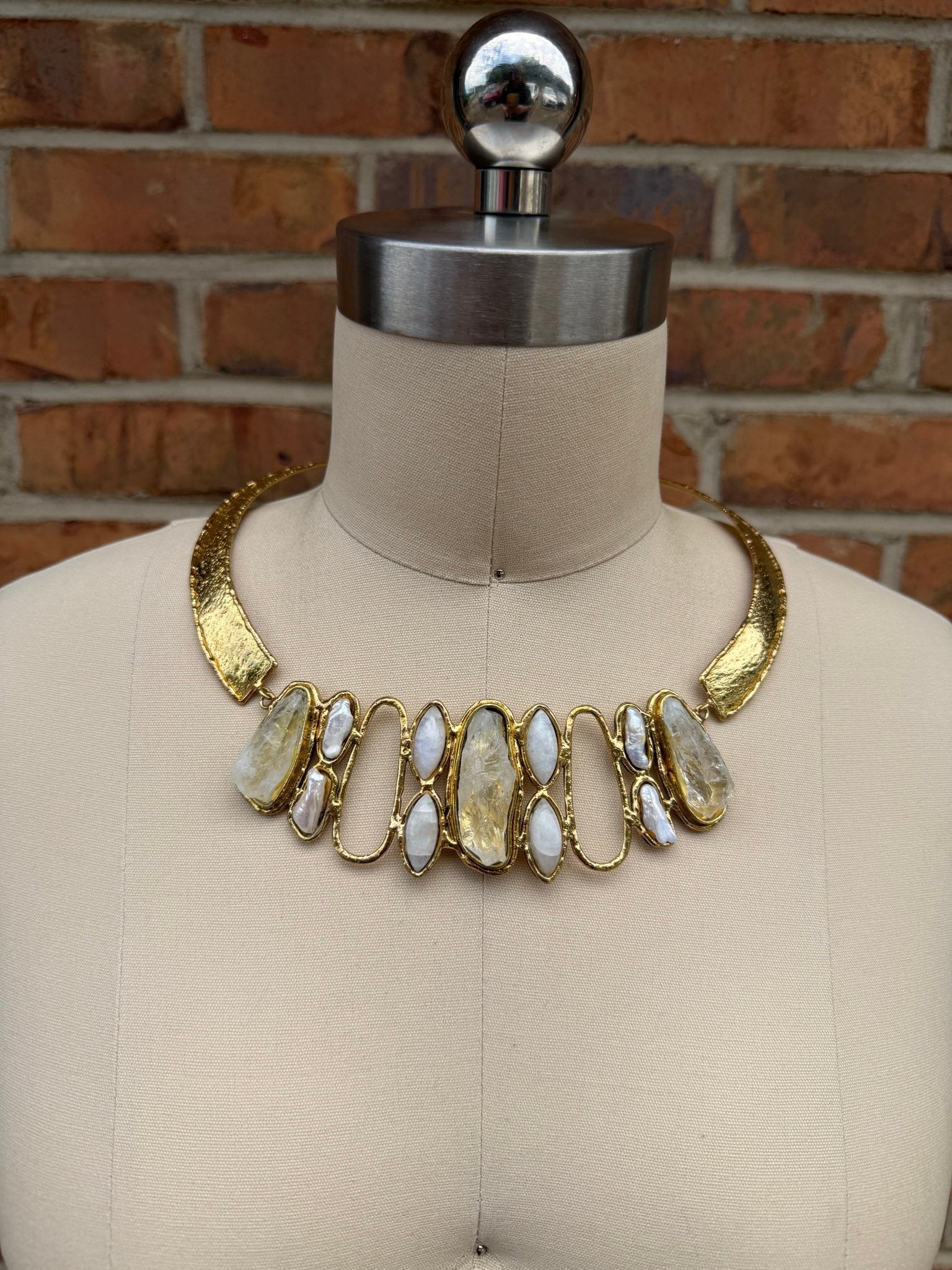 Simply The Best Necklace - ivyandlavyboutique ivyandlavyboutique