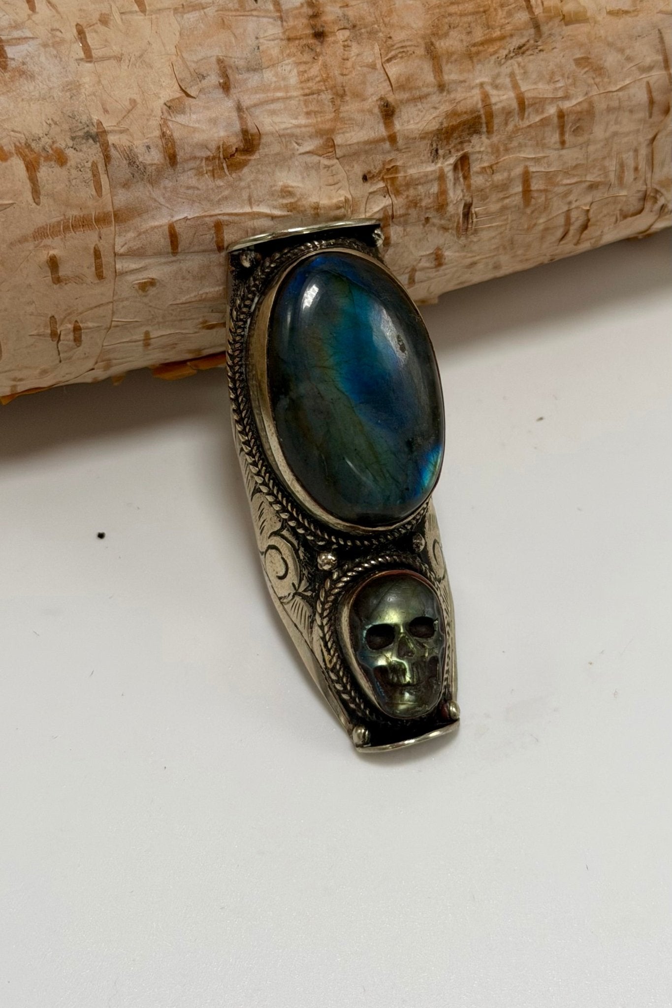 So Edgy Skull Long Laboradite Ring - ivyandlavyboutique ivyandlavyboutique