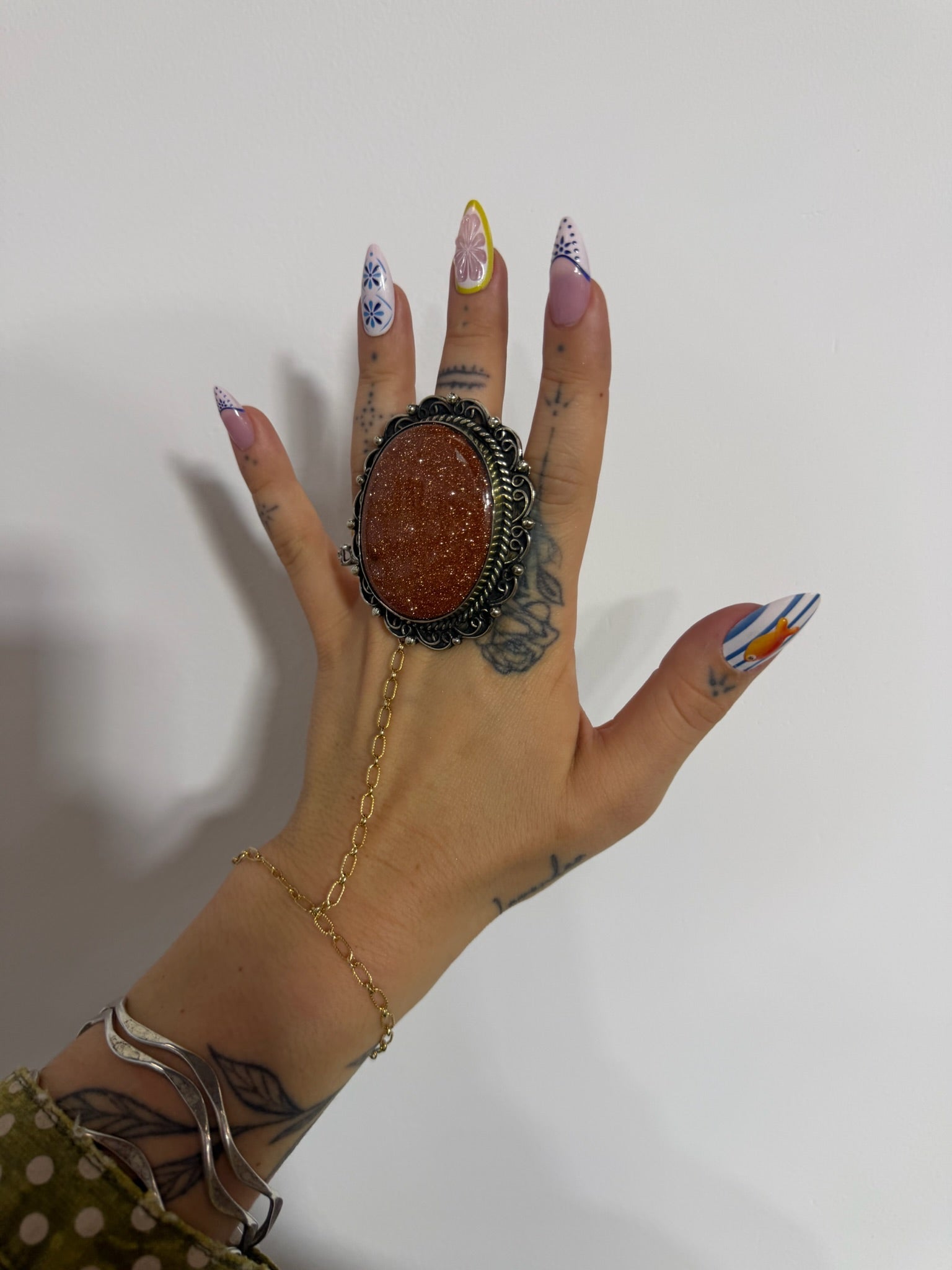 Sparkles On The Inside Ring - ivyandlavyboutique ivyandlavyboutique