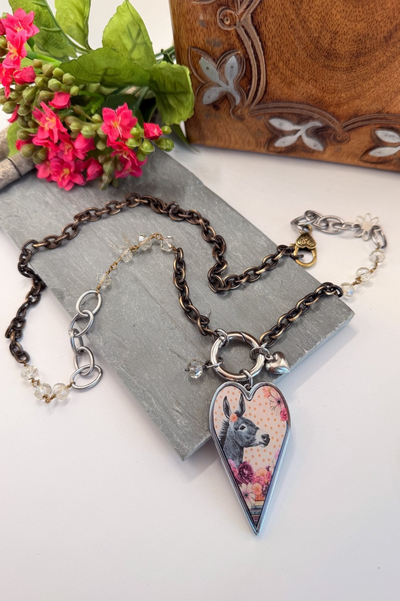 Spirit Lala: Donkey Pop Art Heart Open Circle Crystal Chain Necklace - ivyandlavyboutique Spirit Lala