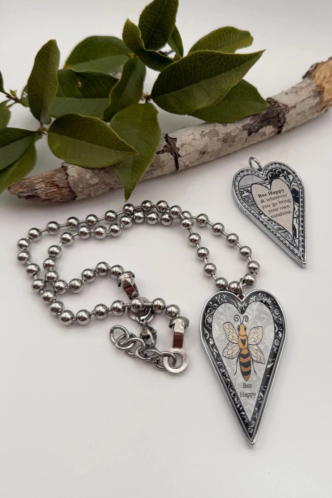 Spirit Lala: Large Bee Heart Pendant Necklace - ivyandlavyboutique Spirit Lala