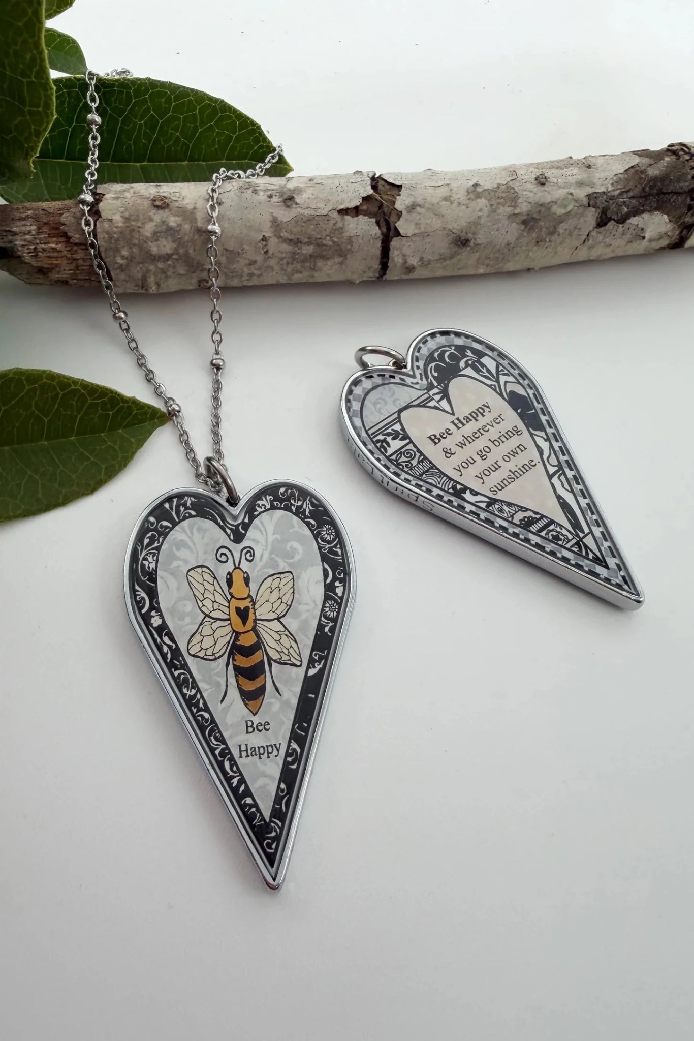 Spirit Lala: Large Bee Heart Pendant Necklace - ivyandlavyboutique Spirit Lala