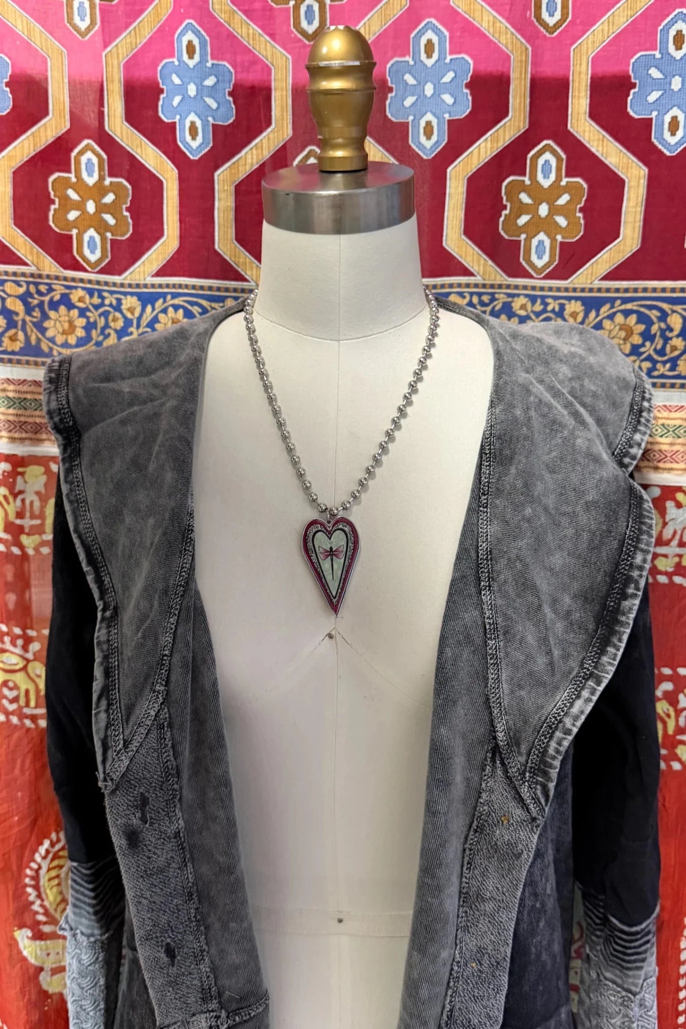Spirit Lala: Large Green Dragonfly Heart Pendant Necklace - ivyandlavyboutique Spirit Lala