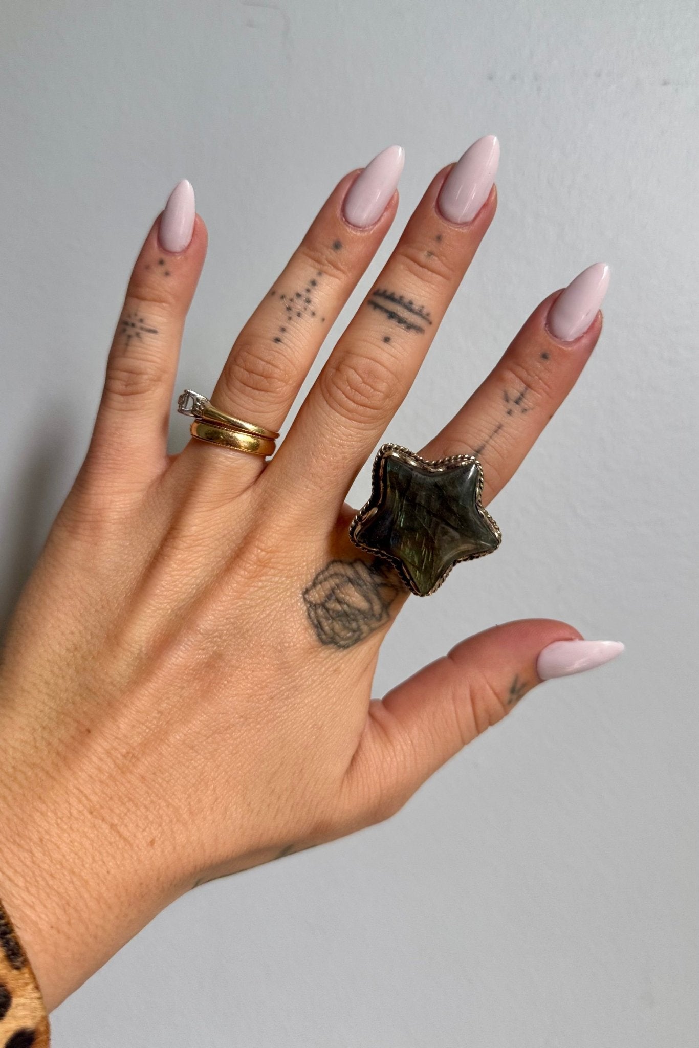 Stars in Labradorite Ring - ivyandlavyboutique ivyandlavyboutique