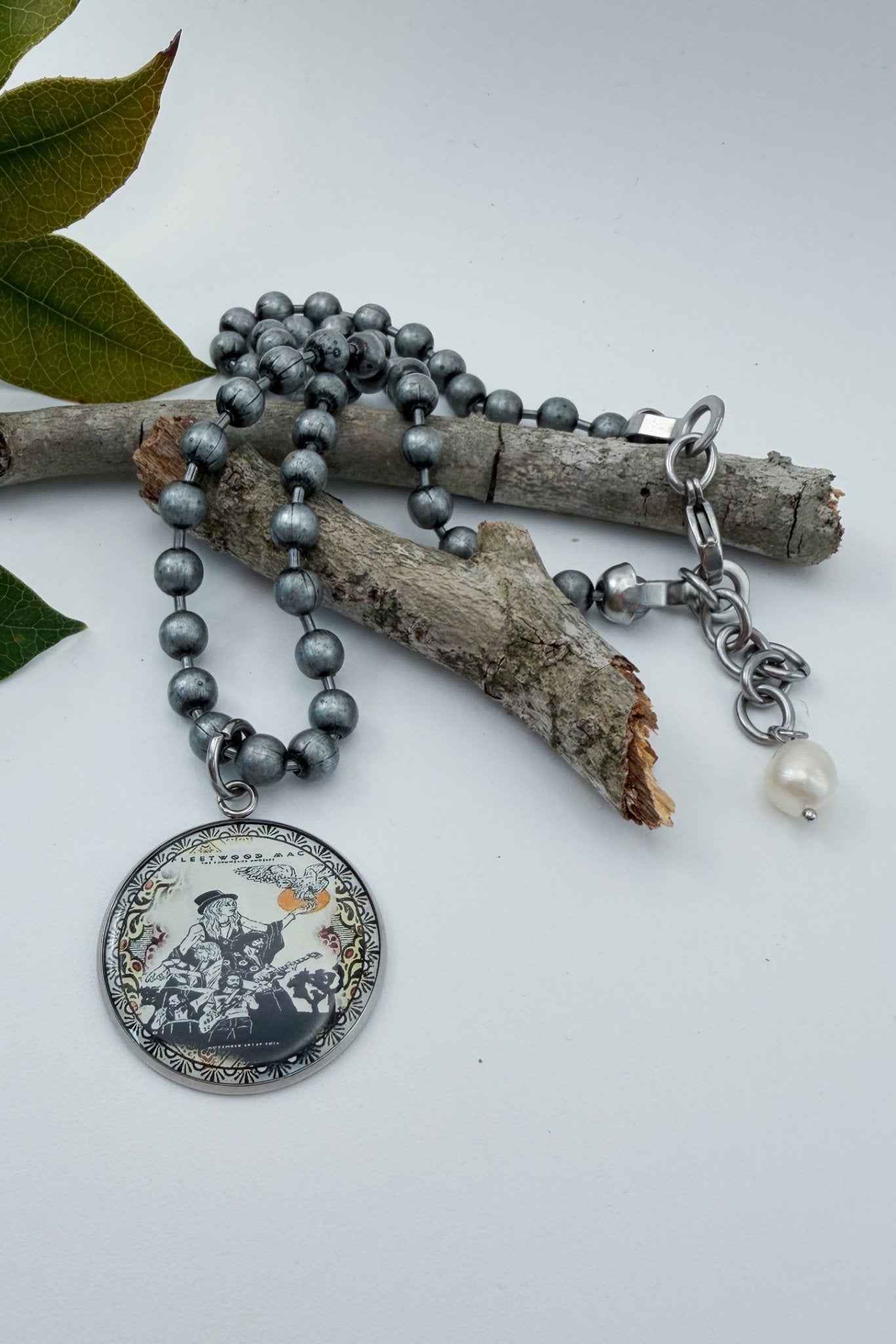 Stevie Large Circle Distressed Pendant Necklace - ivyandlavyboutique Spirit Lala