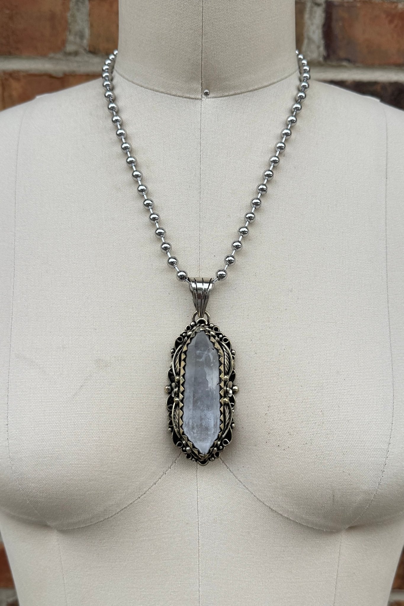 Stunner Crystal Necklace - ivyandlavyboutique ivyandlavyboutique