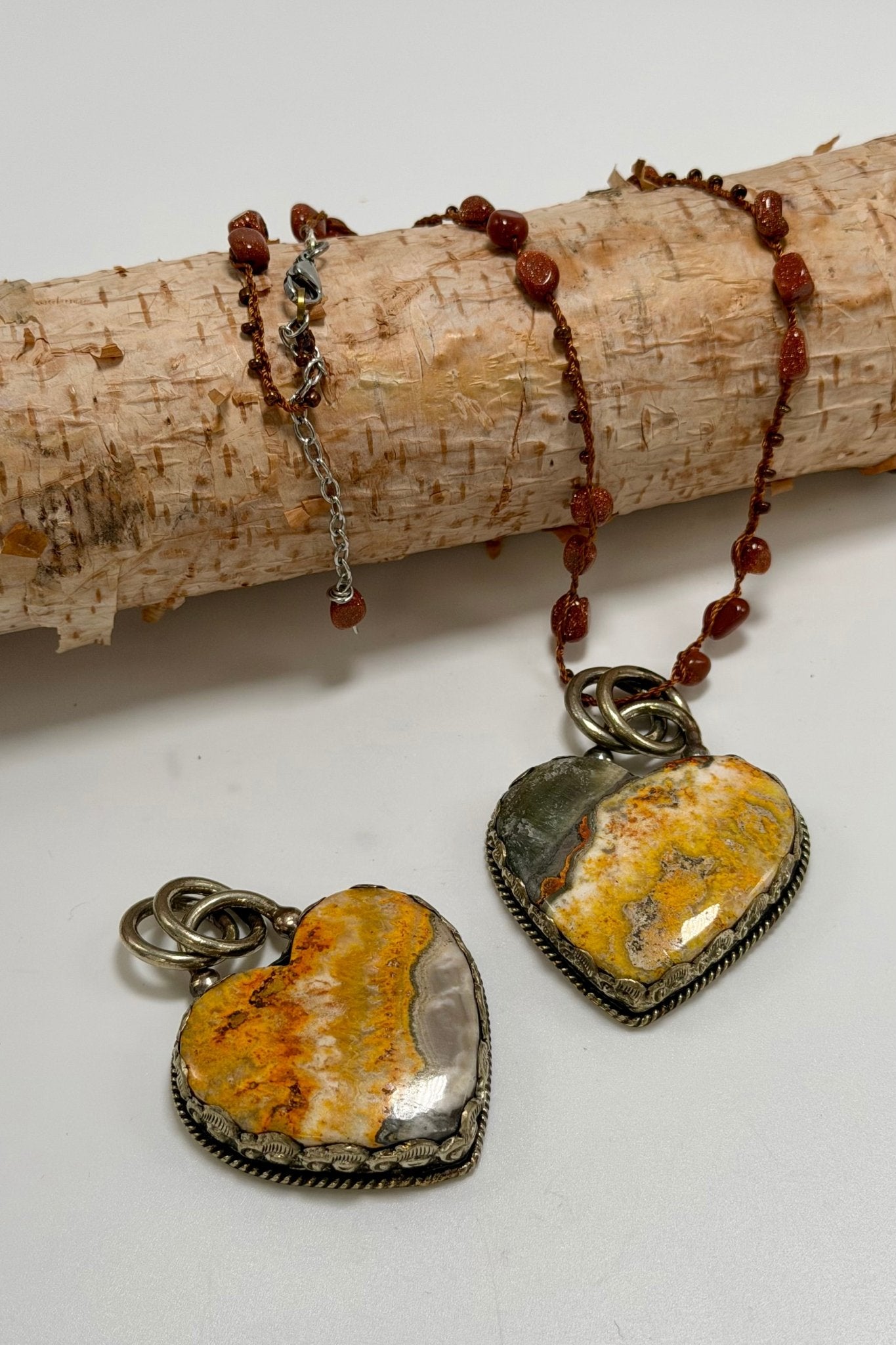 Stunner Shortie Pendant on Orange - ivyandlavyboutique ivyandlavyboutique