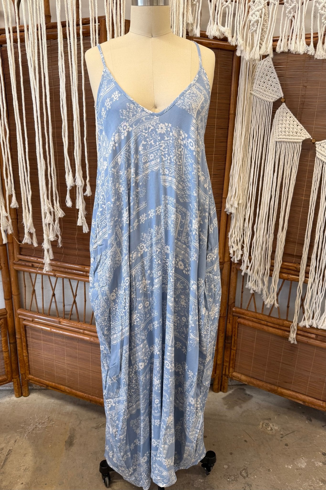 Summer Slip Dress SD311420 - ivyandlavyboutique Style rack