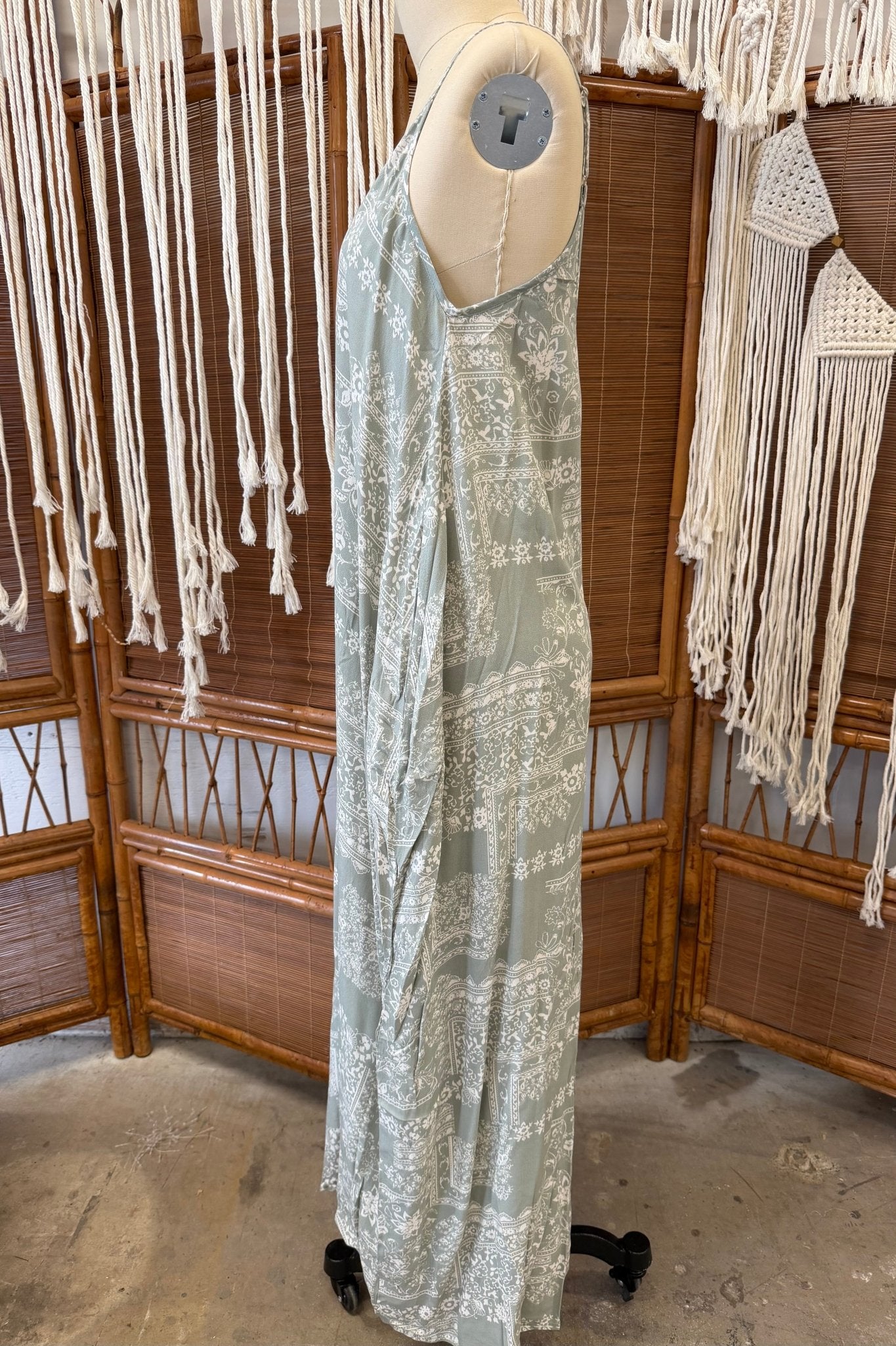 Summer Slip Dress SD311420 - ivyandlavyboutique Style rack