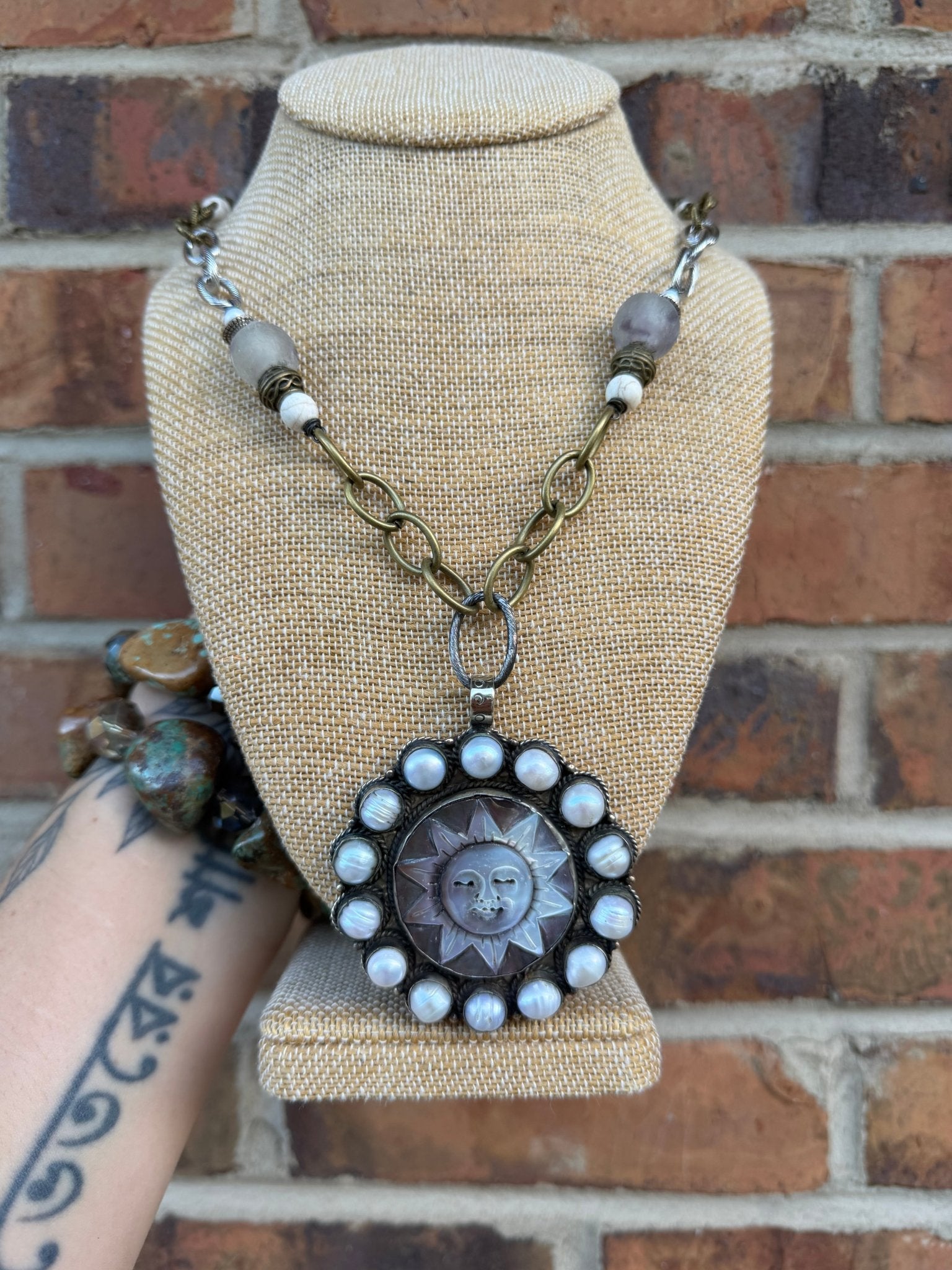 Sunny Day Statement Necklace - ivyandlavyboutique ivyandlavyboutique