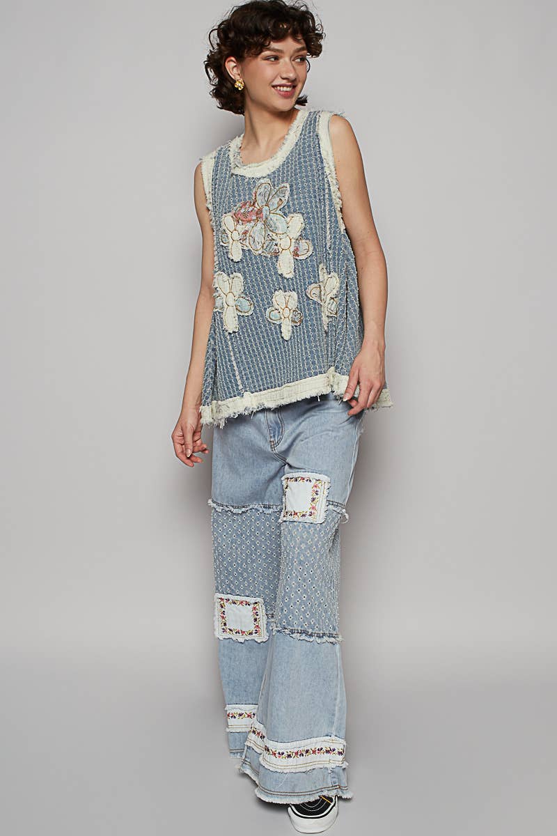 Sunny Days Flower Appliqué Top w/ Zipper - ivyandlavyboutique Pol Clothing