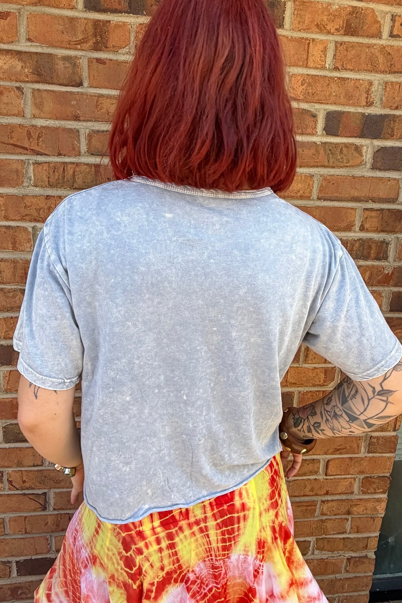 Swing Tee World Tour - ivyandlavyboutique Caution to the wind