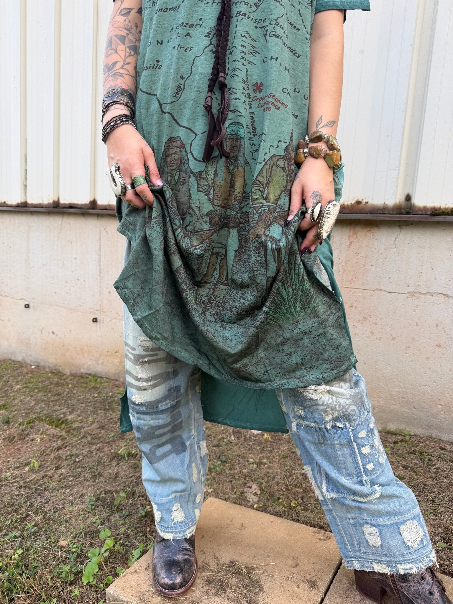 T-Shirt Dress with Map Print of Geronimo Conference - ivyandlavyboutique LeParisPetit by I Love Linen