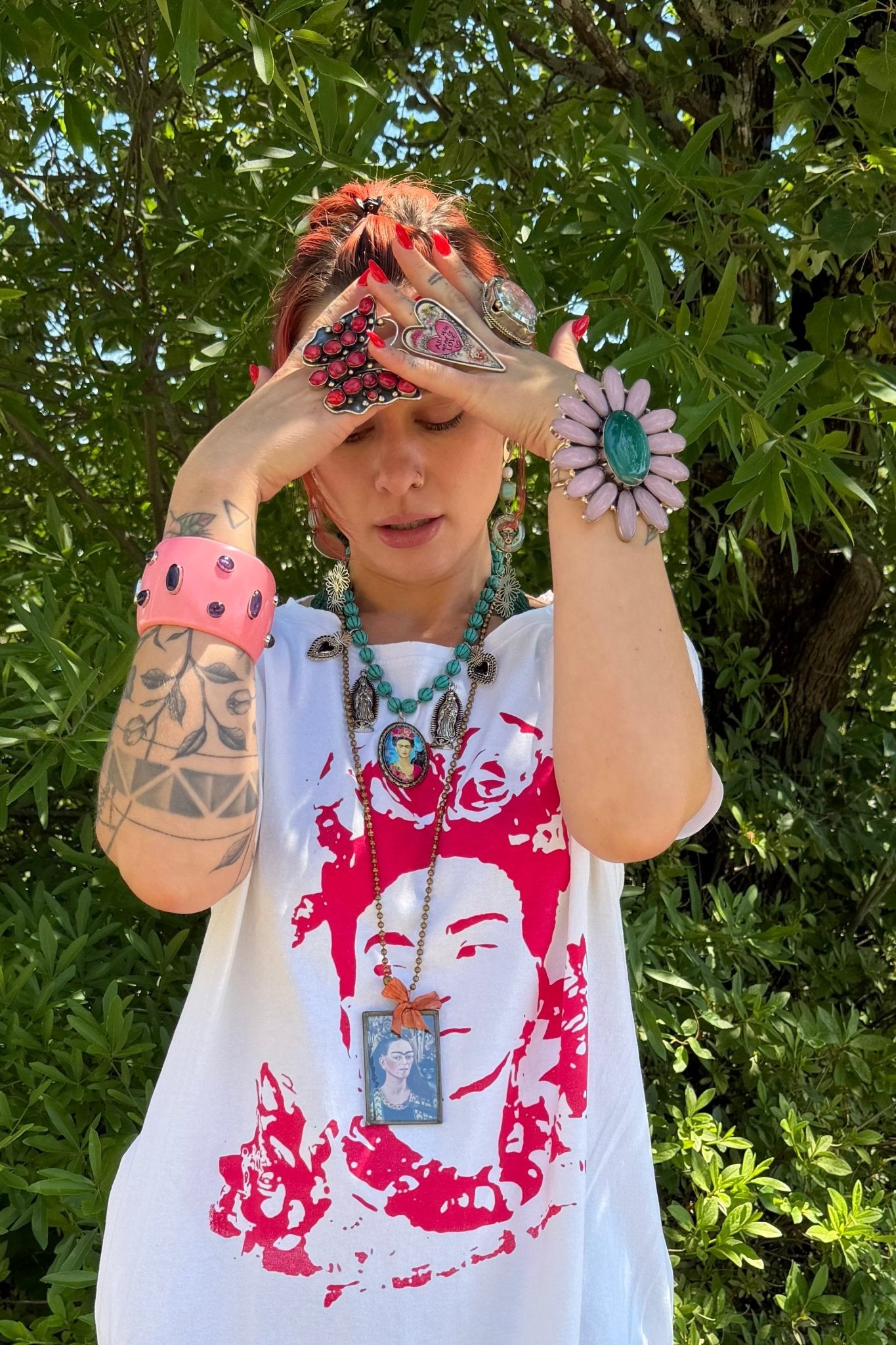 T-Shirt Tunic with Frida Kahlo Graphic - ivyandlavyboutique LeParisPetit by I Love Linen