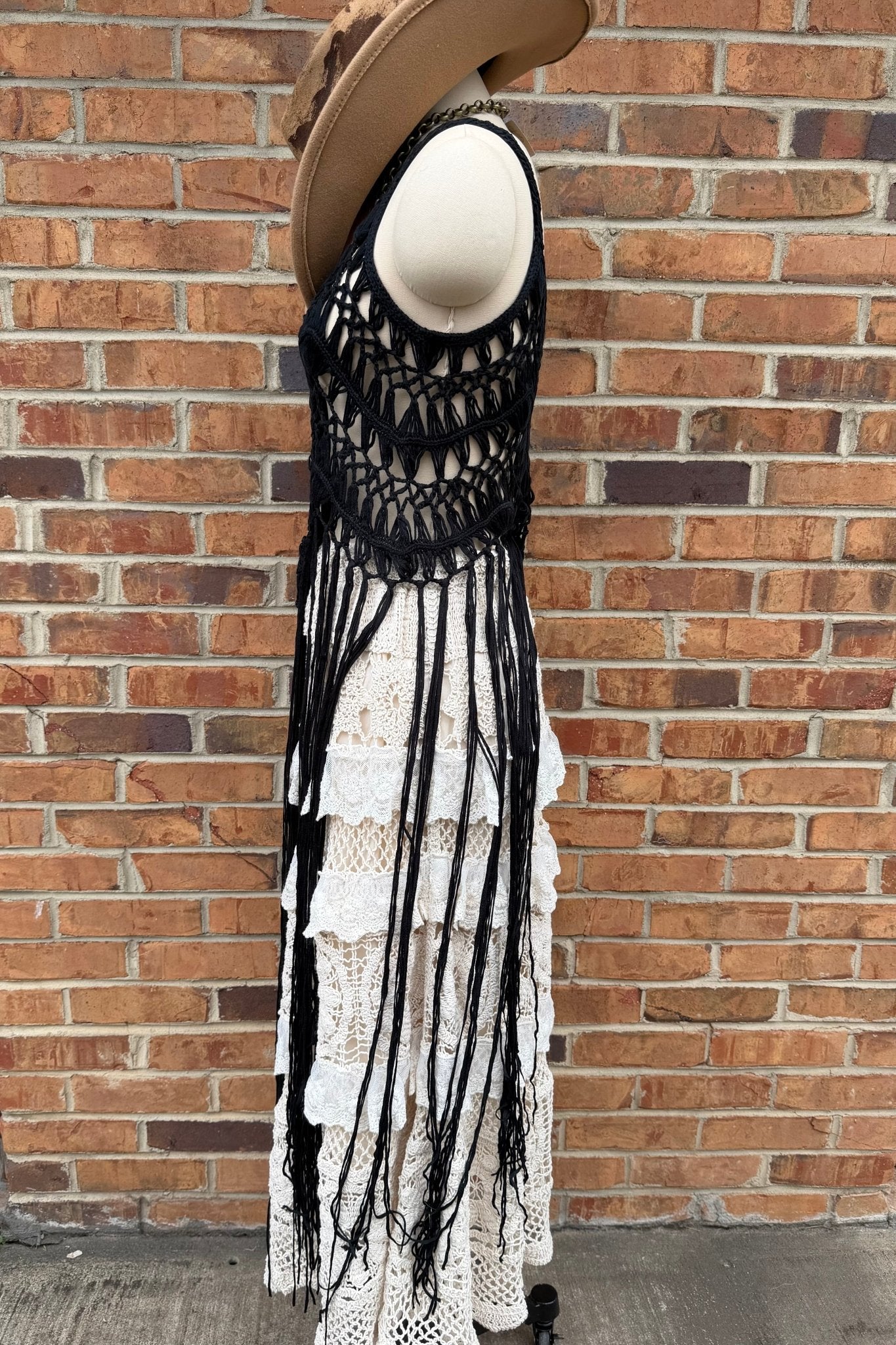 Tassel Fringe Crochet Kimono: Bold Styling Cover - Up - ivyandlavyboutique Leto Accessories