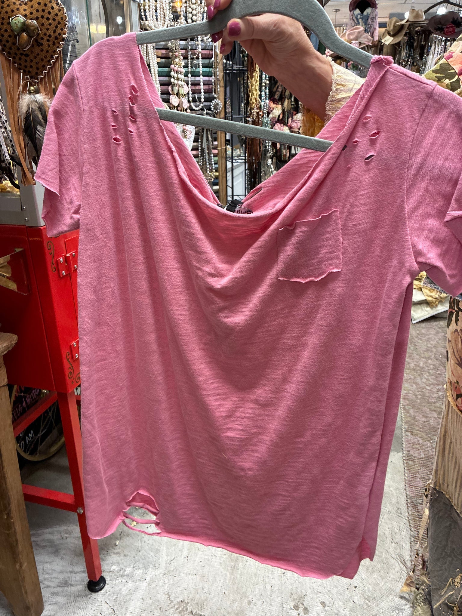 Tattered Vintage Tee in Rose - ivyandlavyboutique A Rare Bird Shop