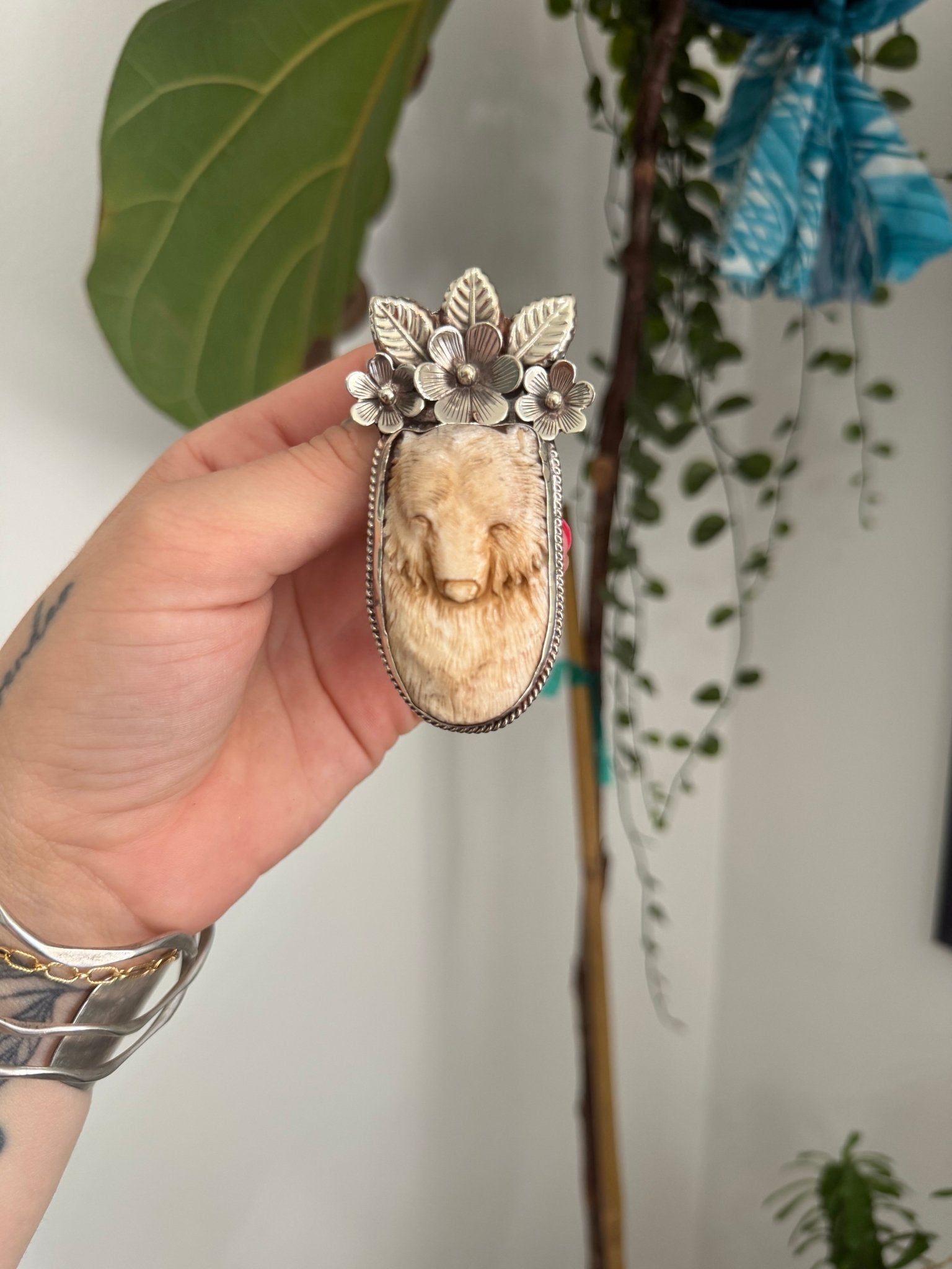 The Flowered Bear Pendant - ivyandlavyboutique ivyandlavyboutique