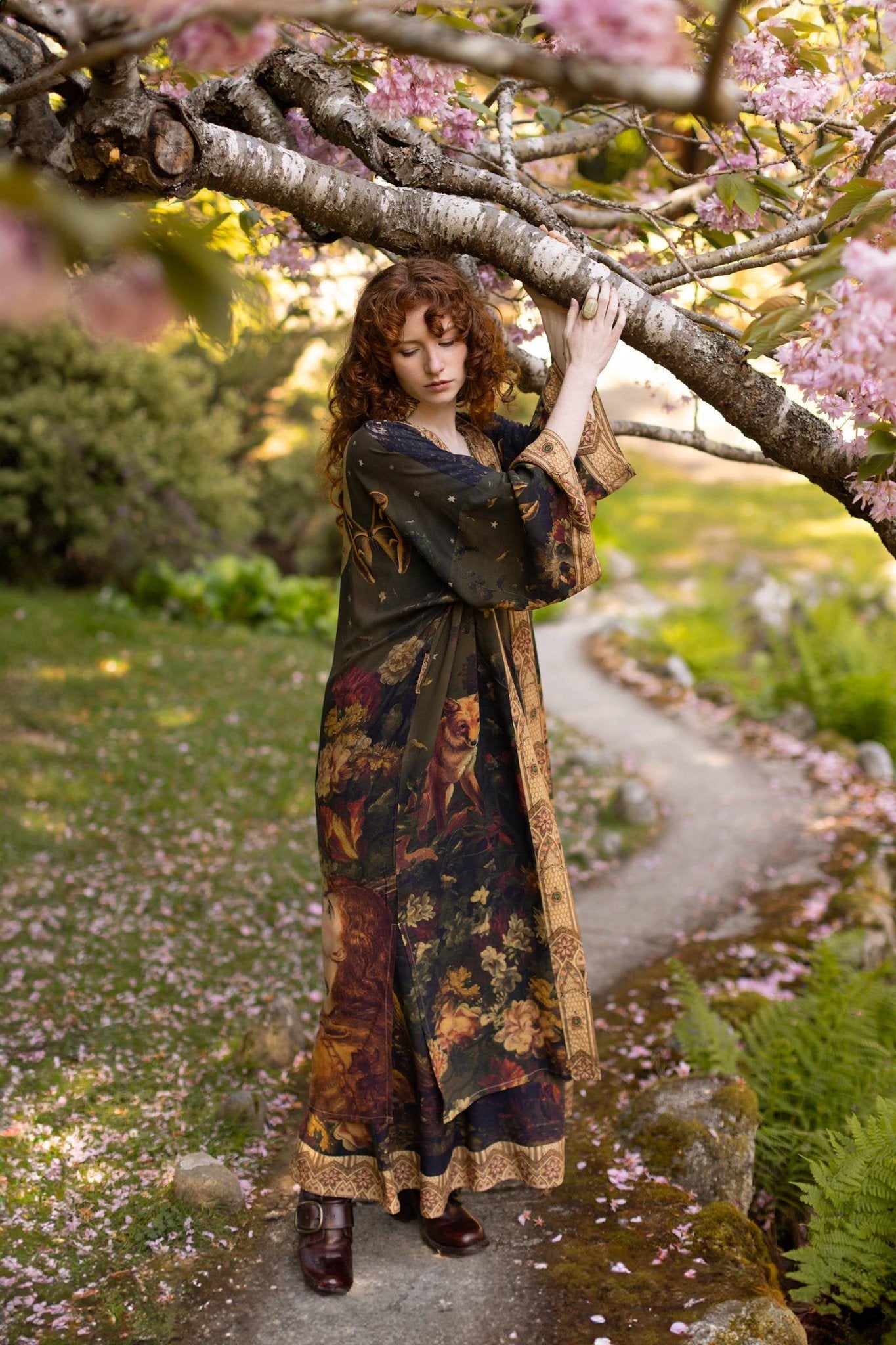 The Messenger Opera Duster Robe w/ Joan of Arc & Florals - ivyandlavyboutique Market of Stars (USA)