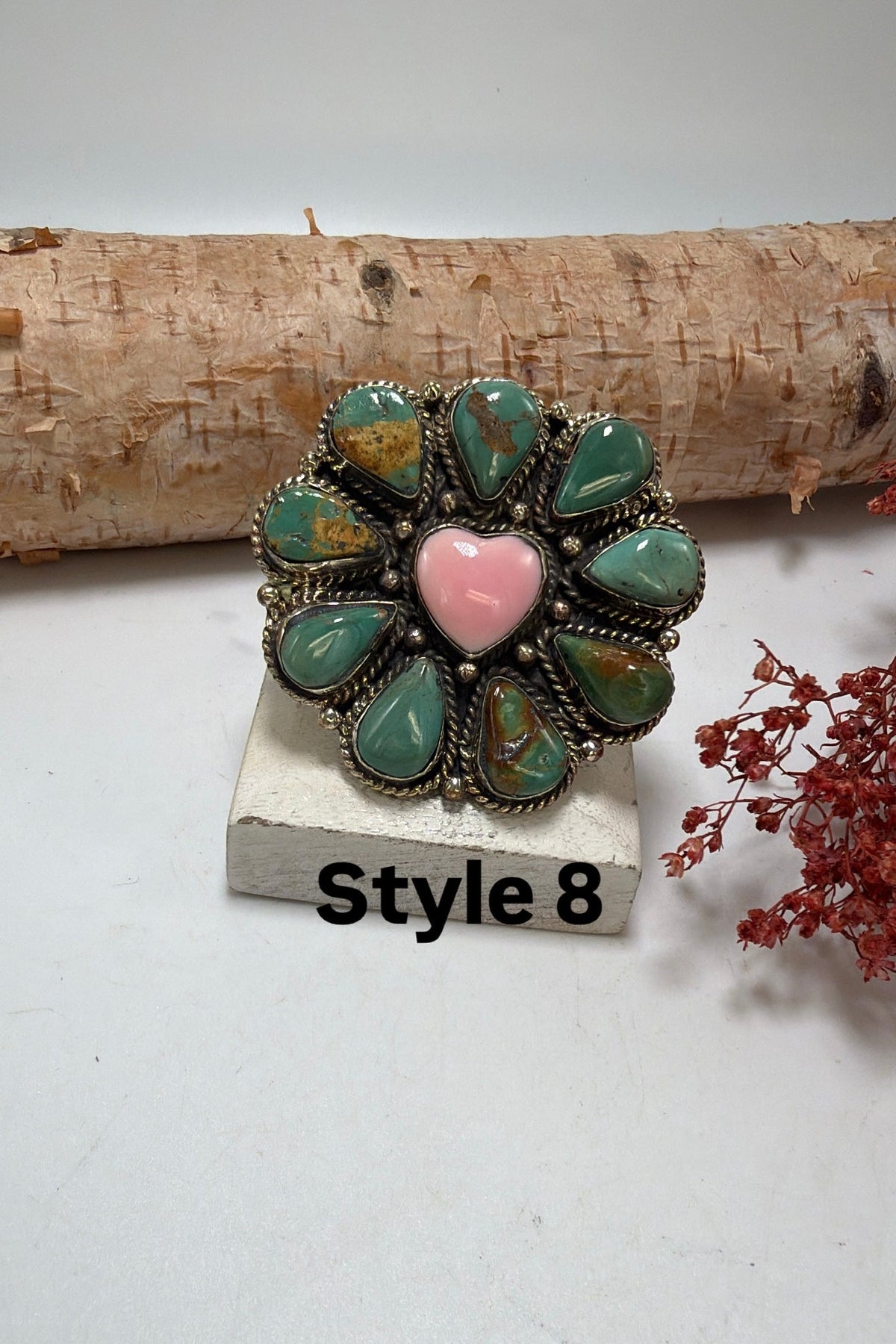 The Pink Heart In The Middle Ring - ivyandlavyboutique ivyandlavyboutique