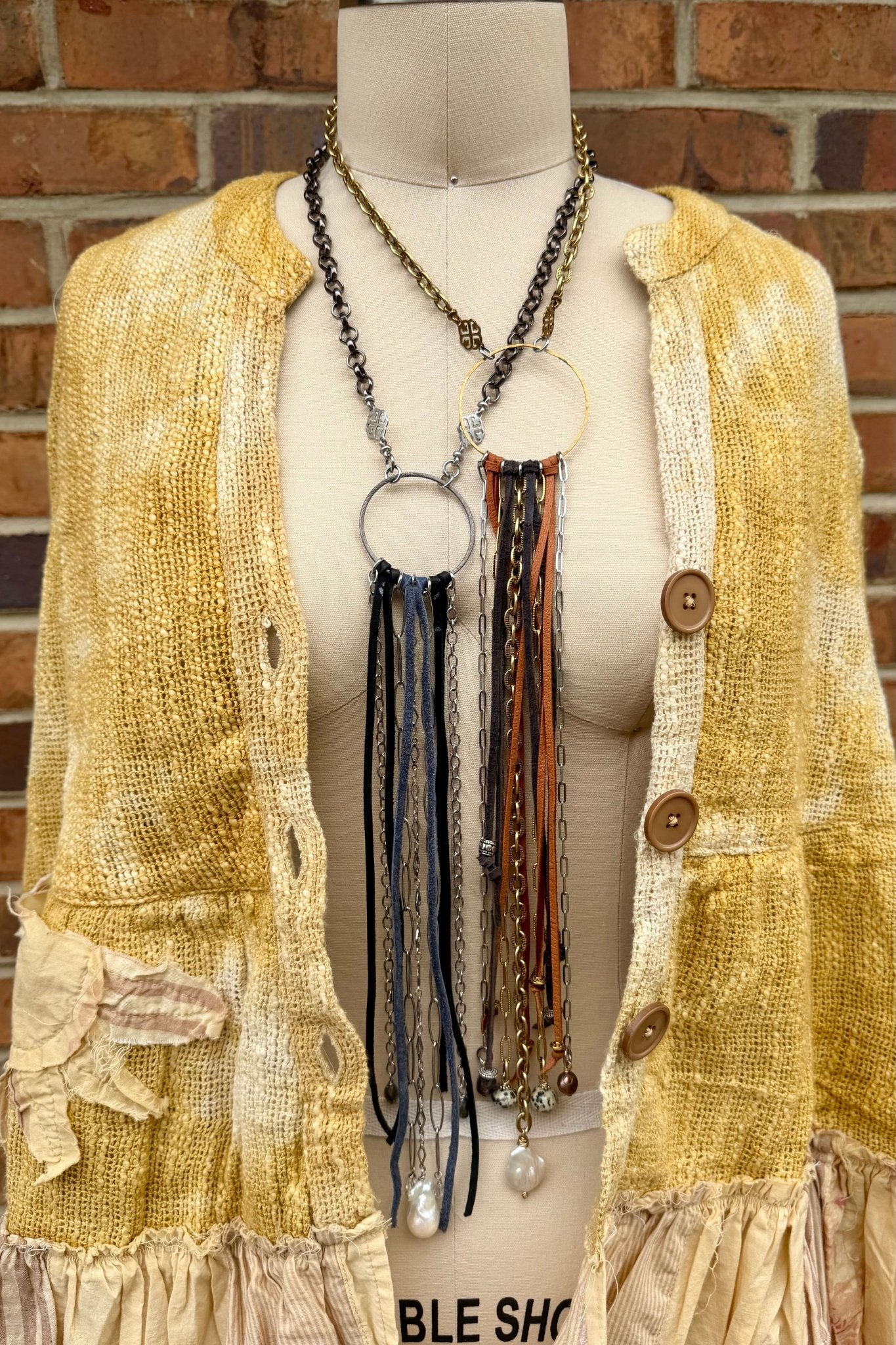 The Stunner Leather & Circle Necklave - ivyandlavyboutique ivyandlavyboutique