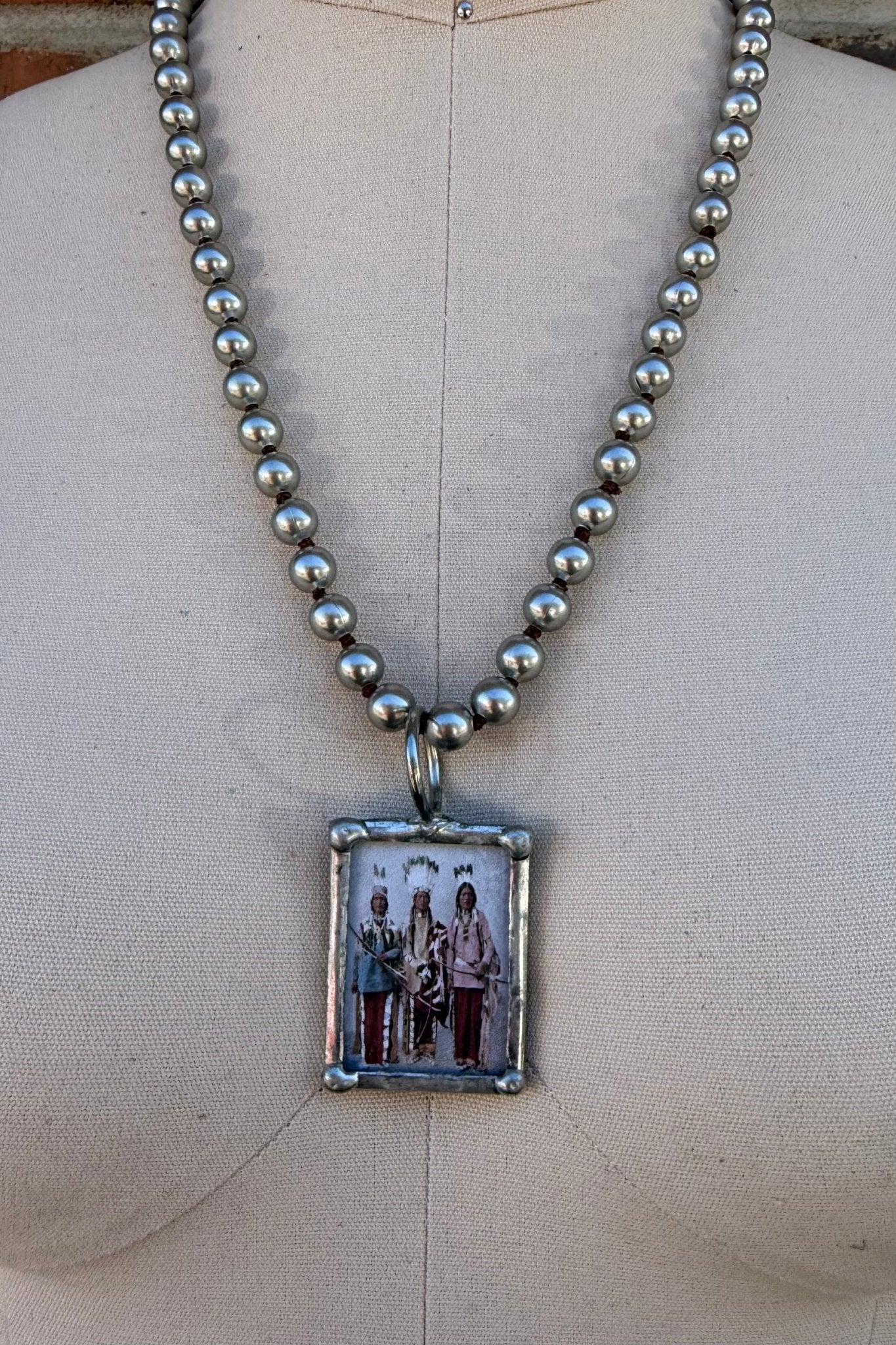 The Trio Necklace in Faux Pearls - ivyandlavyboutique ivyandlavyboutique