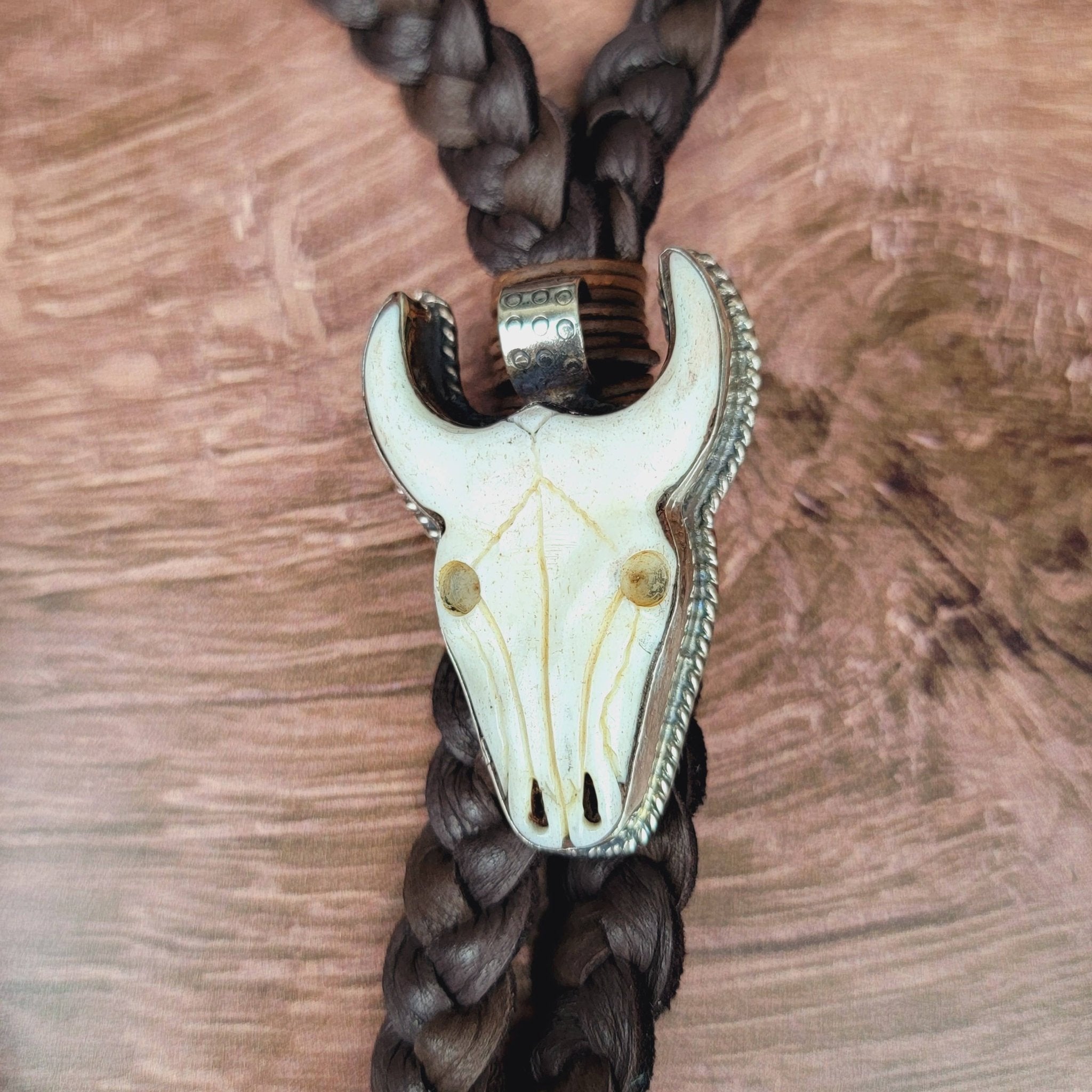 Tibetan Bone Longhorn Pendant Leather Necklace - ivyandlavyboutique ZINC Designs