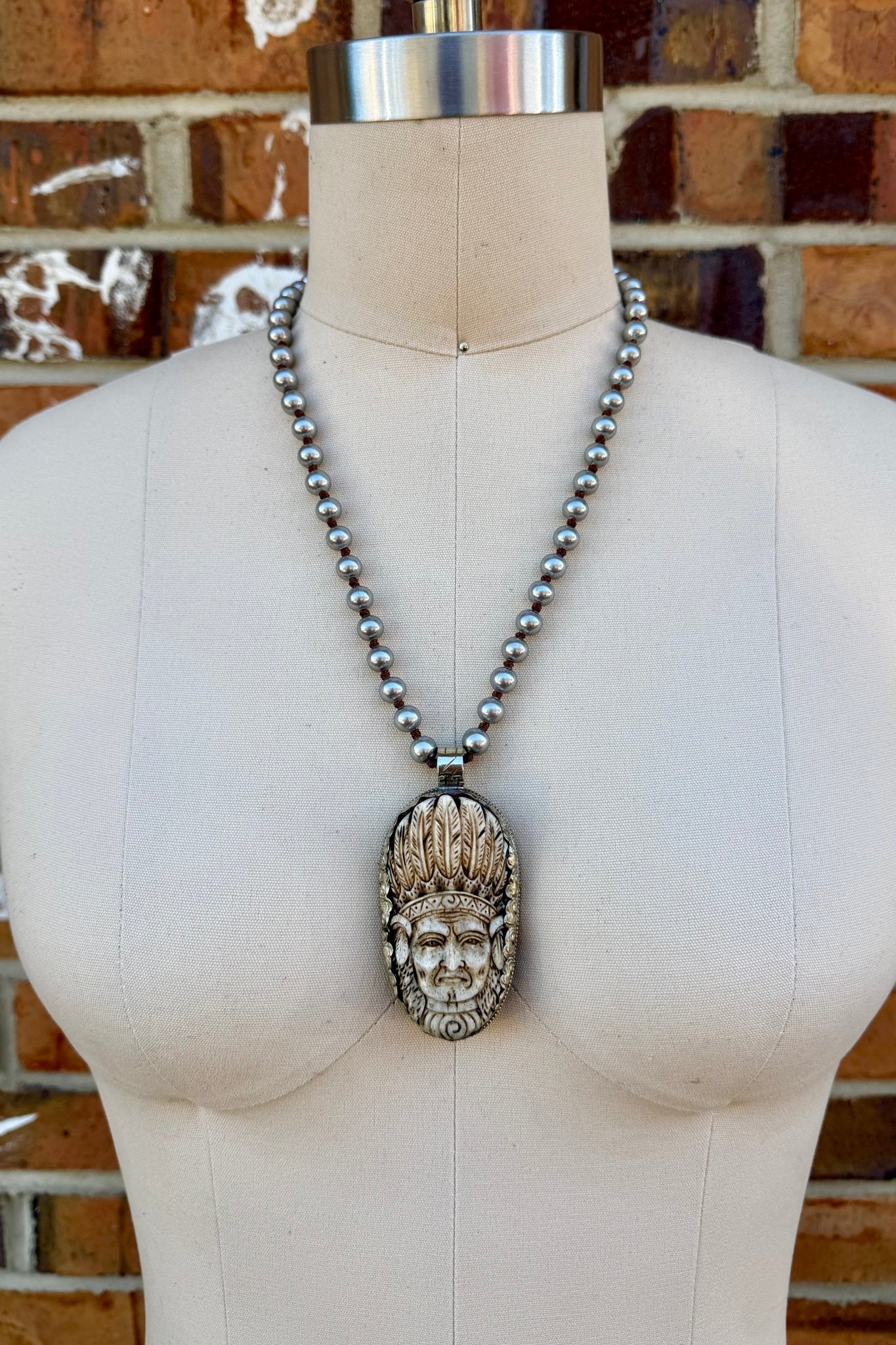 Tibetan Pendant in Faux Pearls - ivyandlavyboutique ivyandlavyboutique