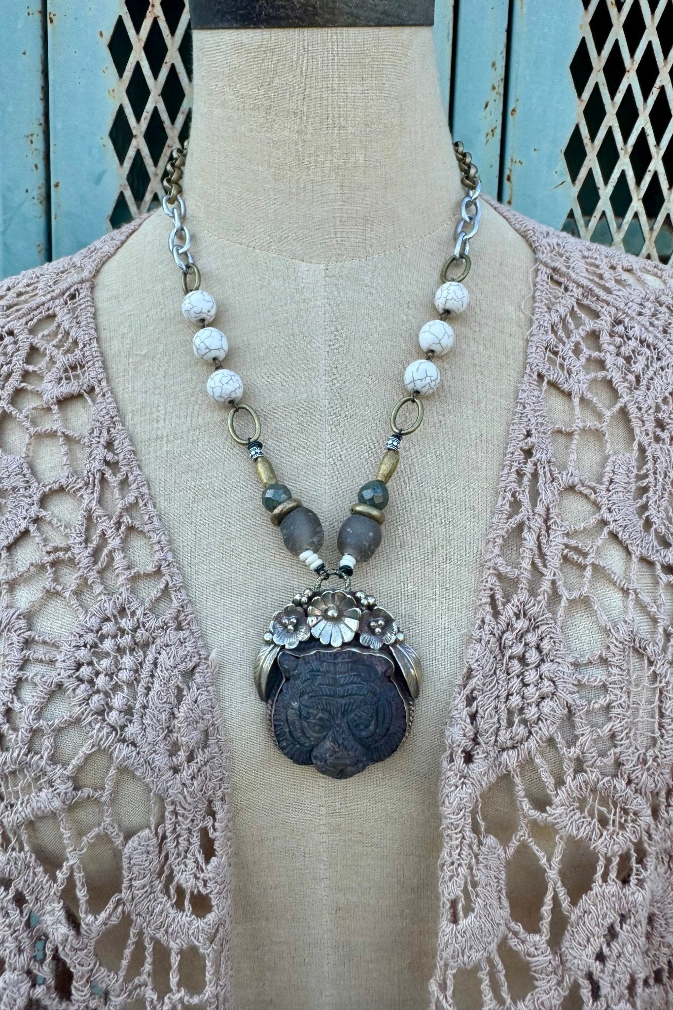 Tiger Face Handmade Necklace - ivyandlavyboutique ivyandlavyboutique