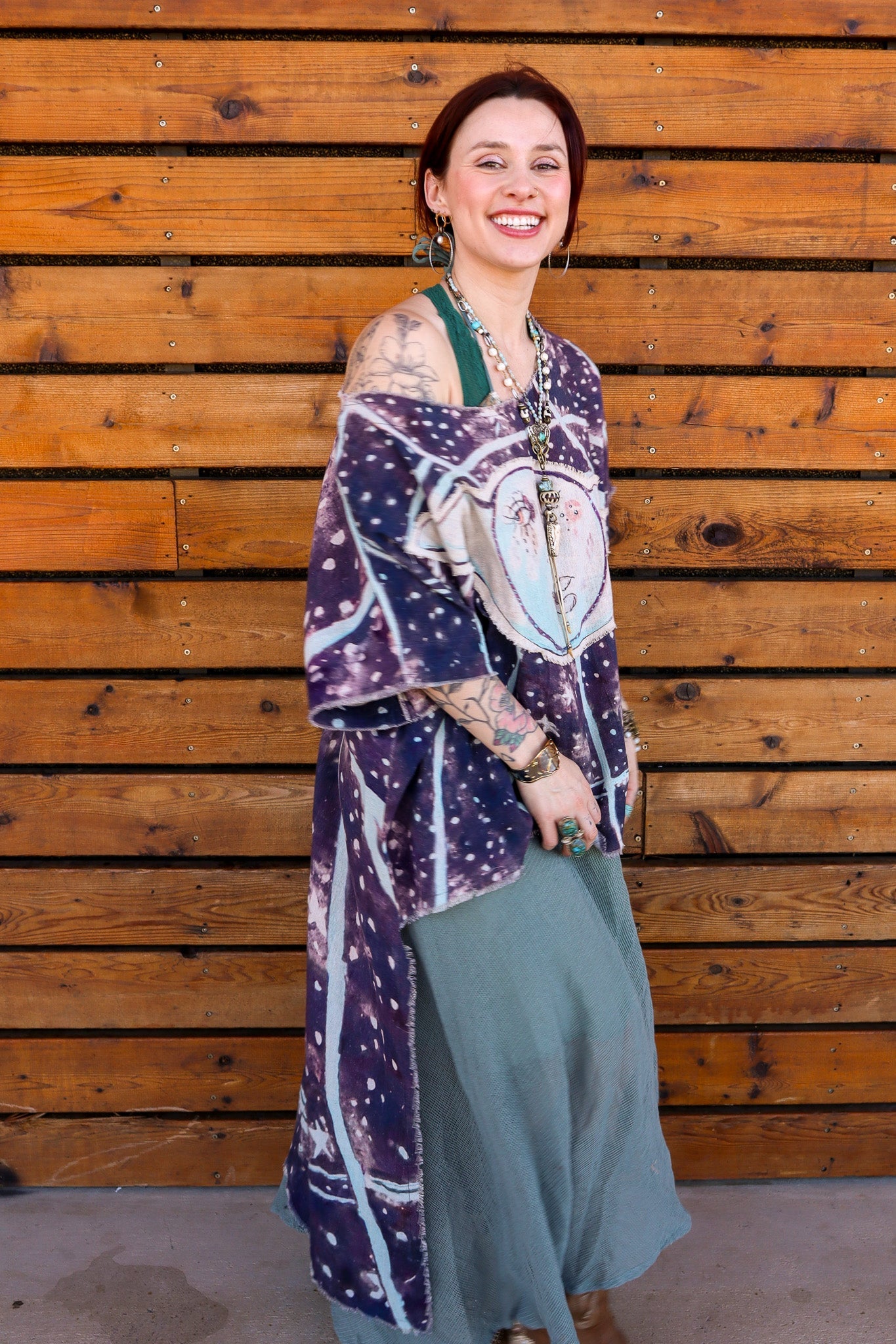 Touch the Moon Celestial Hi - Lo Tunic with Moon Patch - ivyandlavyboutique I LOVE LINEN