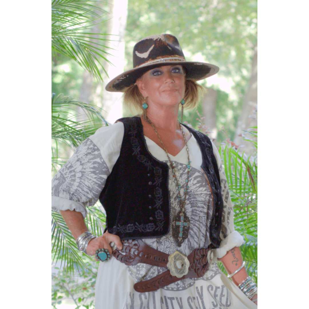 Velvet Reign Vest - ivyandlavyboutique Jaded Gypsy