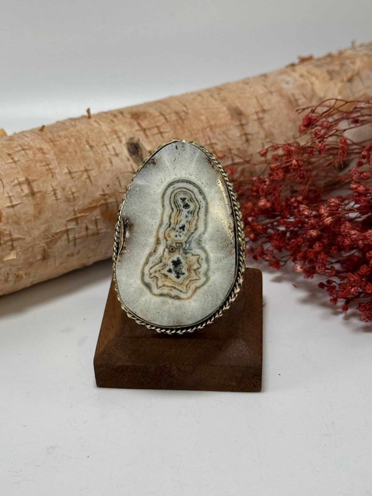 White Gemstone Ring - ivyandlavyboutique ivyandlavyboutique