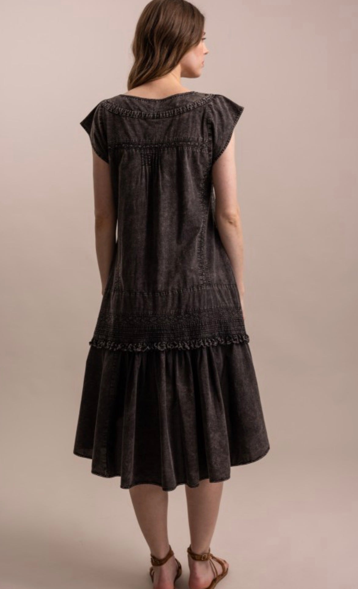Stella Maye Square Cut Top Tunic in Black