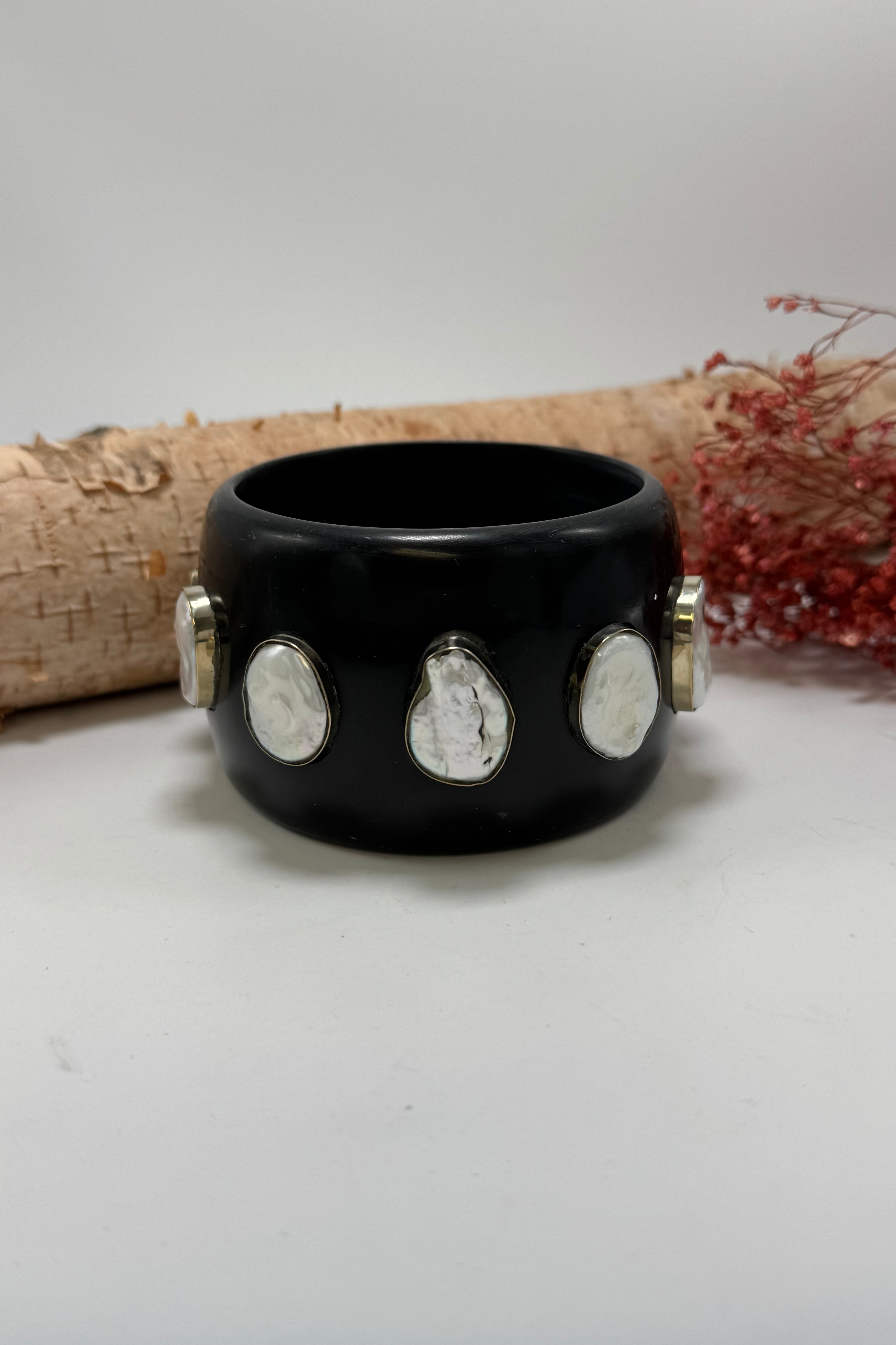 Statement Bangle in Black
