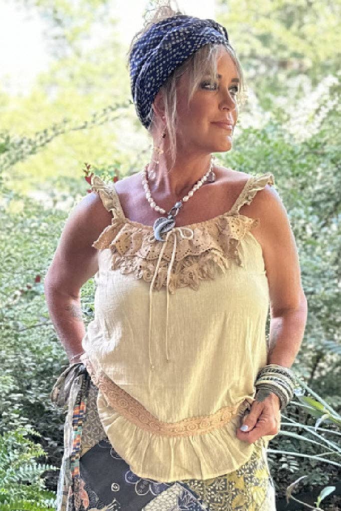 Ruffling Feathers Tank