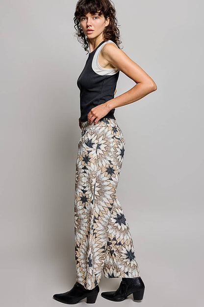 Elasticized Back Waistband Geometric Star Wide Leg Pants